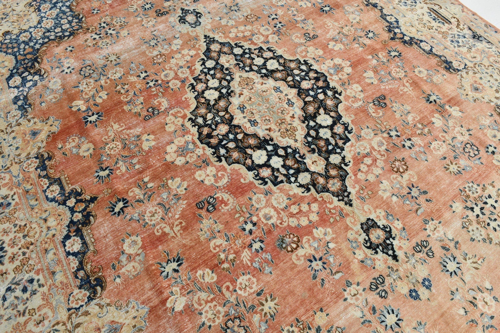 10’6’’ x 13’9’’ ft Vintage Persian Style Rug Cream Orange