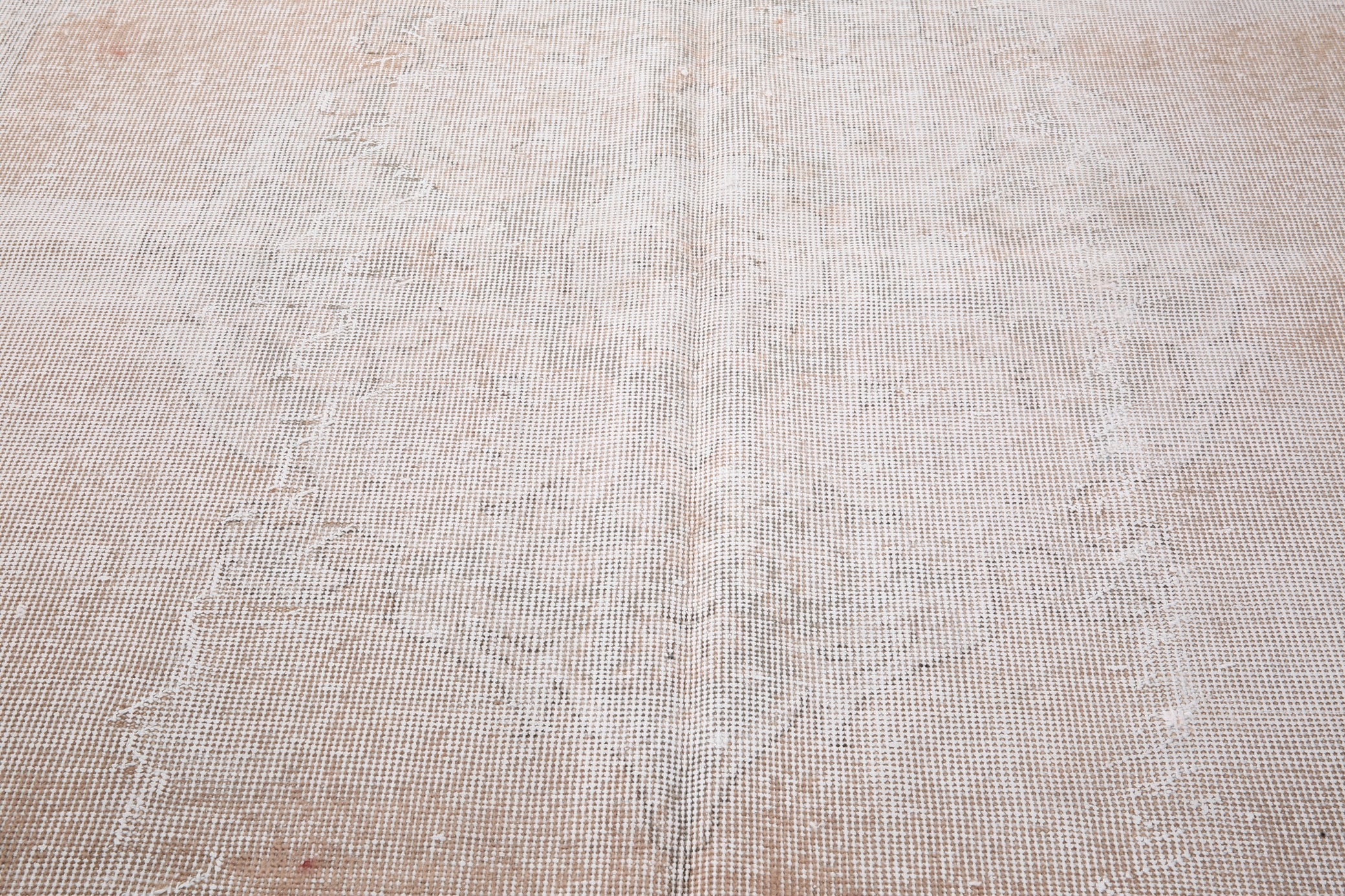 Turkish Vintage Rug  4'7" x 8'5" ft