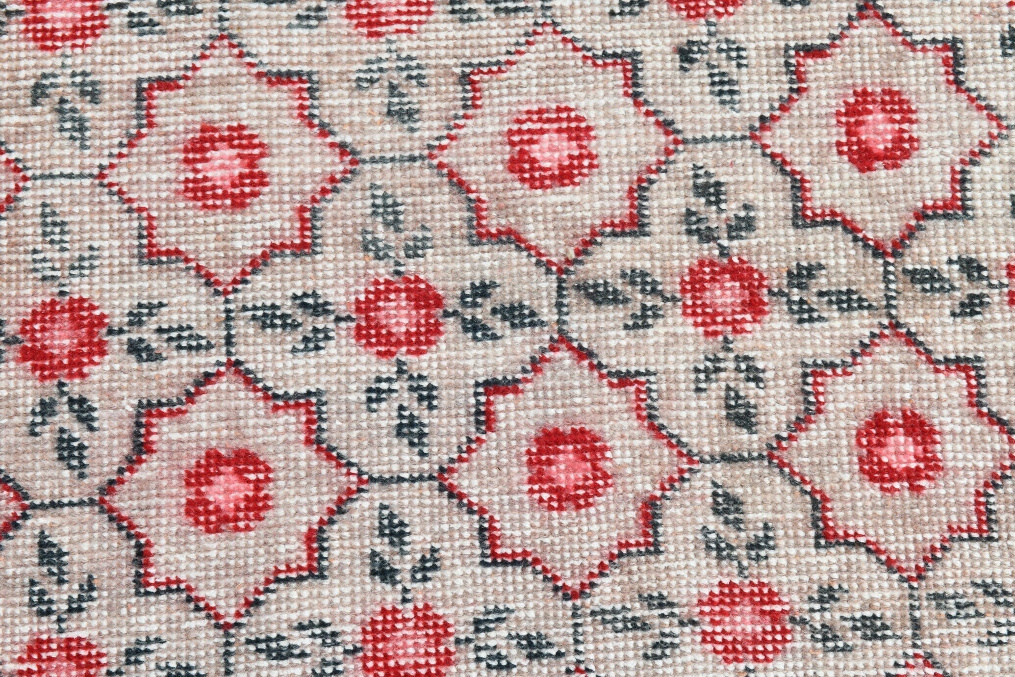 3’11’ x 6’4’ Turkish Vintage Rug Red,Floral