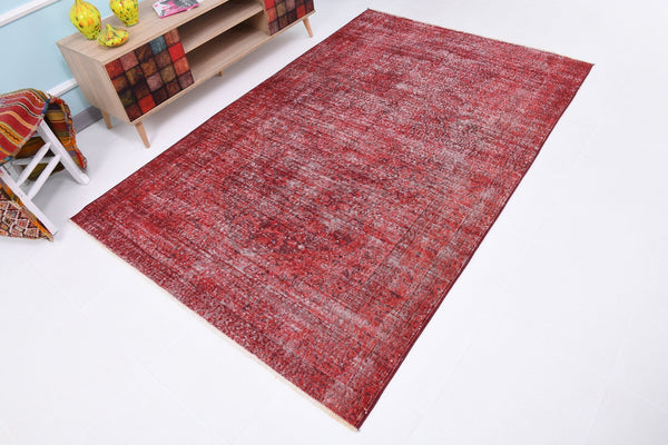 5’1’ x 7’10’ ft Turkish Vintage Rug