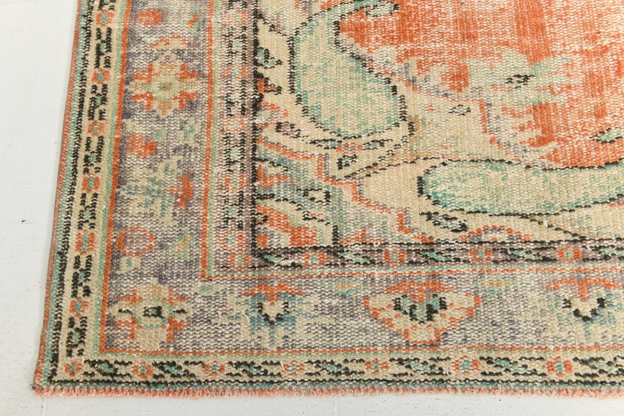5’10’’ x 9’4’’ Turkish Vintage Rug Orange Beige