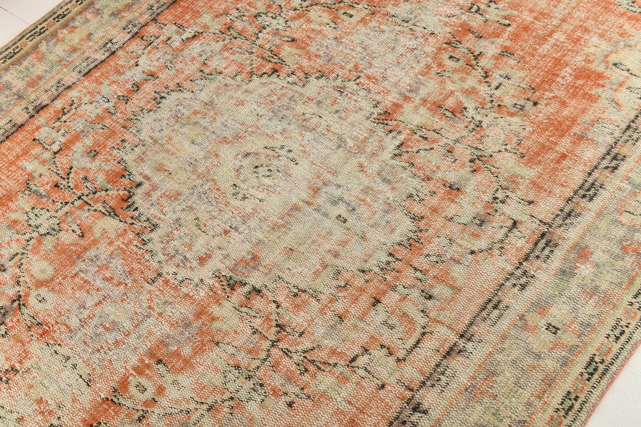 5’10’’ x 9’4’’ Turkish Vintage Rug Orange Beige