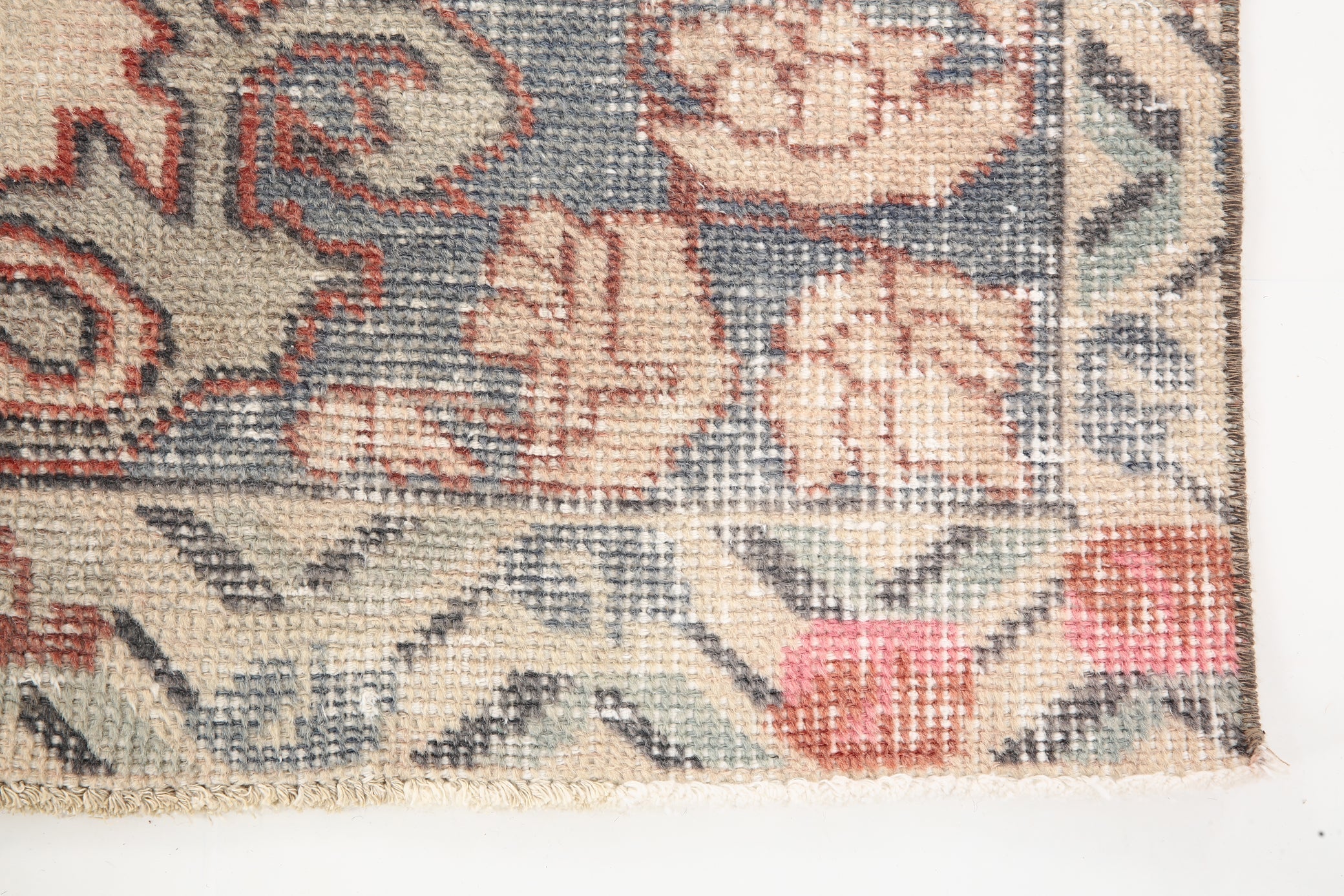 Turkish Vintage Rug  4'2" x 7'3" ft