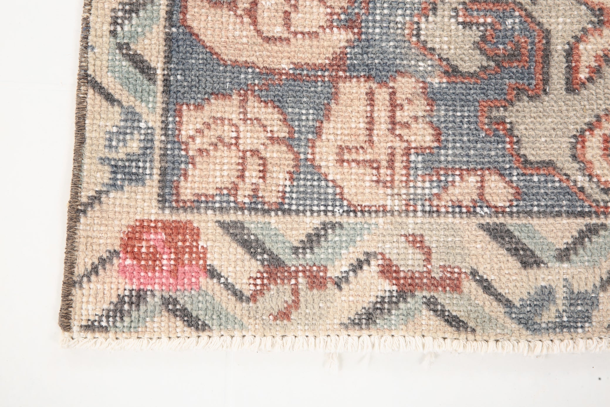 Turkish Vintage Rug  4'2" x 7'3" ft