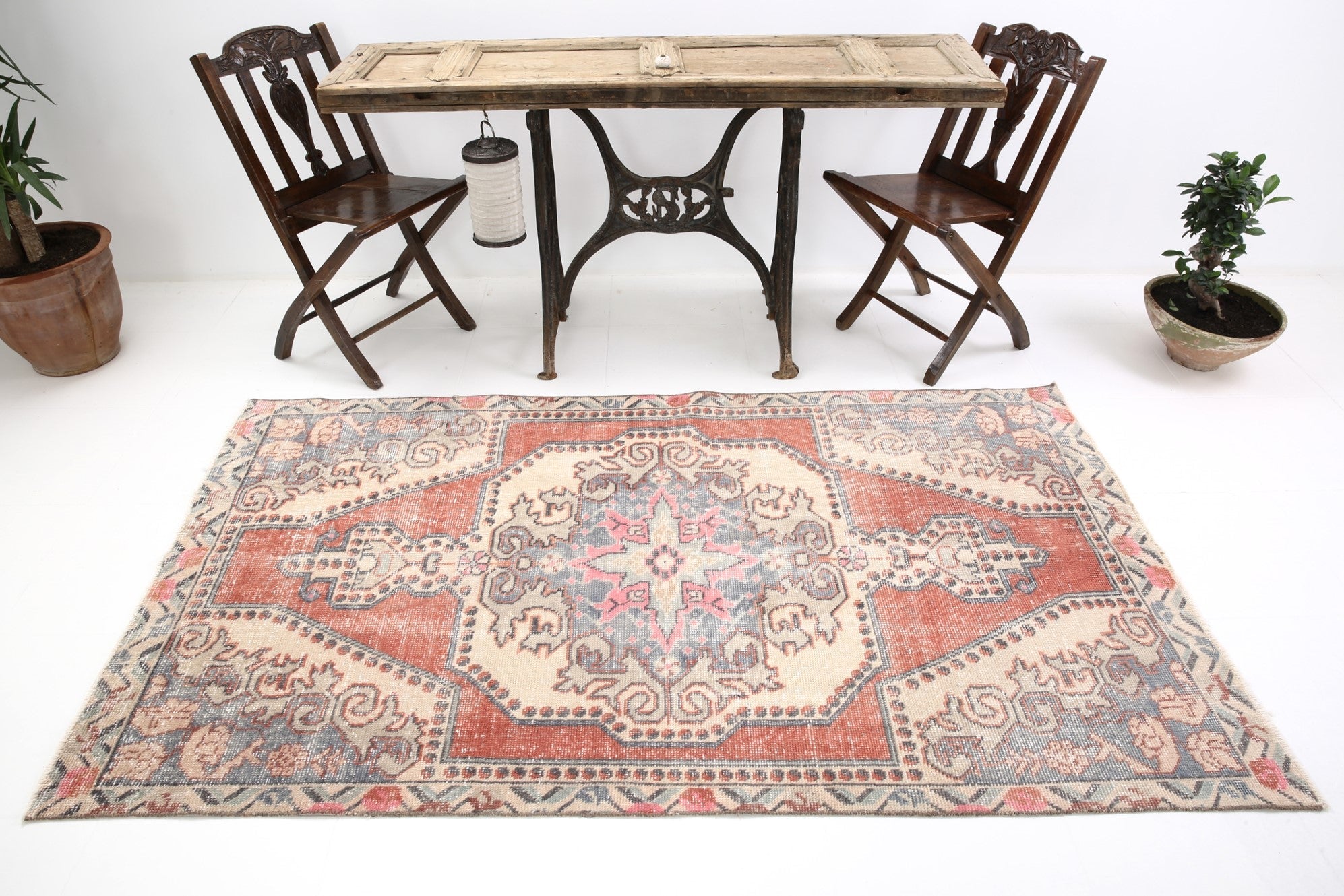 Turkish Vintage Rug  4'2" x 7'3" ft