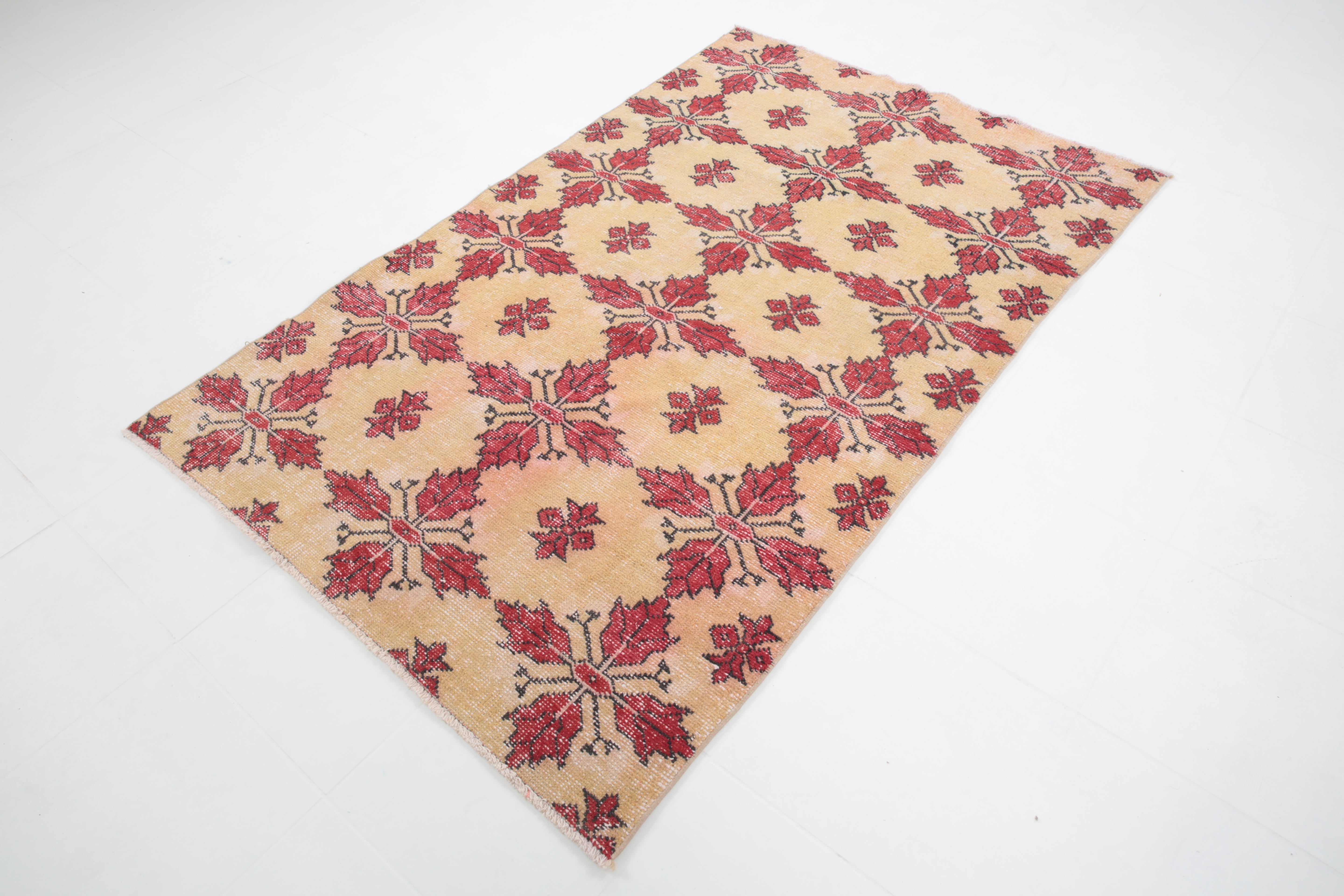 Turkish Vintage Rug  3'8" x 7'2" ft