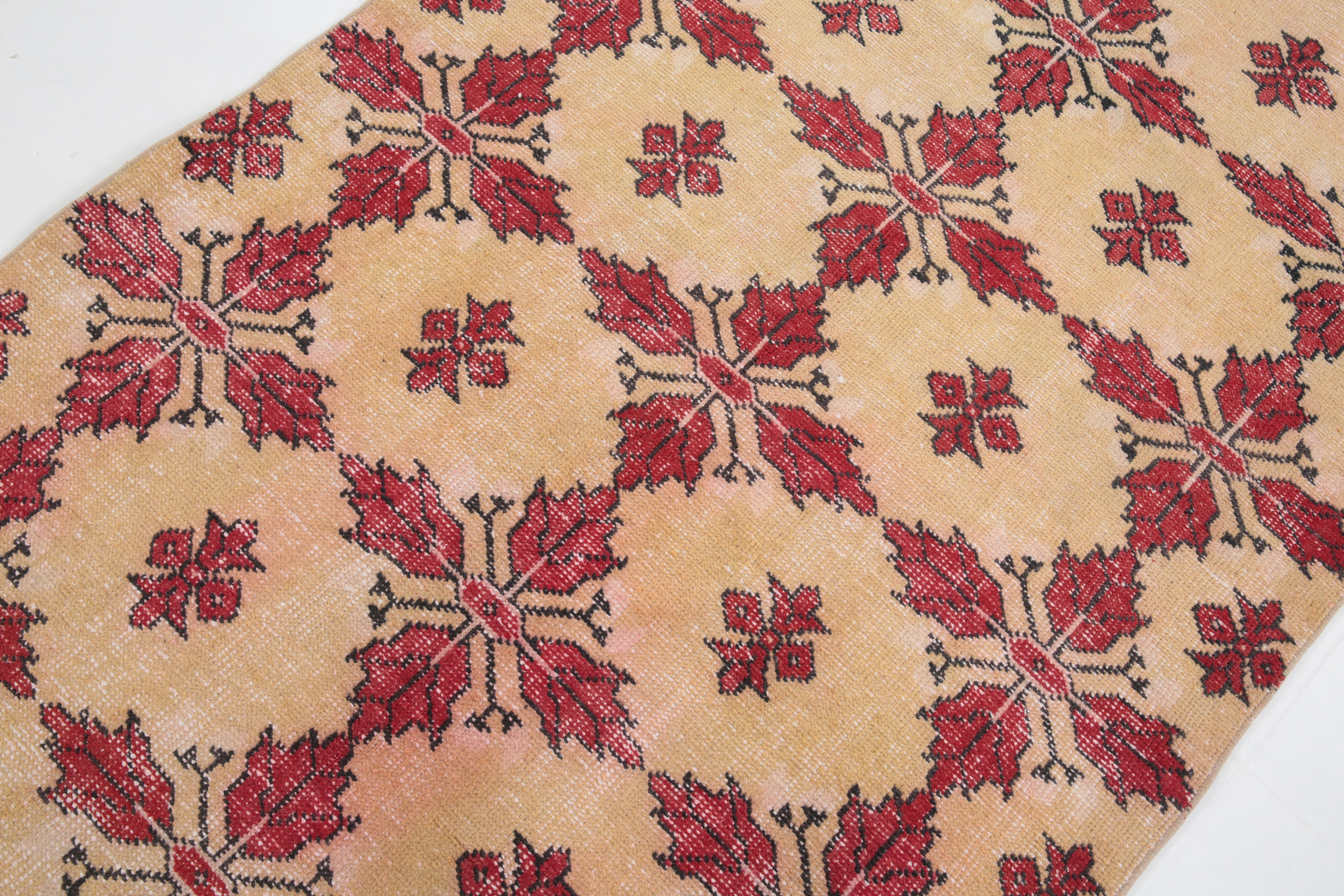 Turkish Vintage Rug  3'8" x 7'2" ft