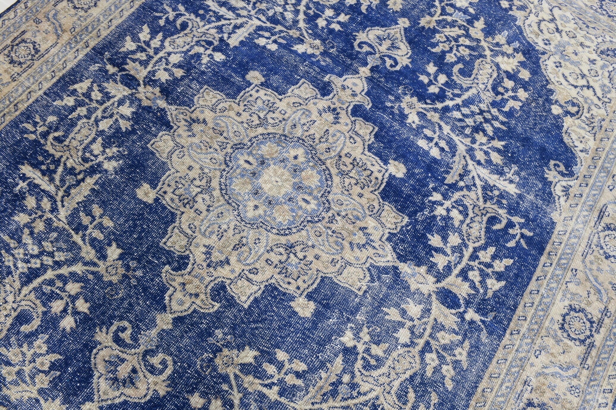 8’2’’ x 10’11’’ ft Turkish Vintage Rug - Midnight Blue