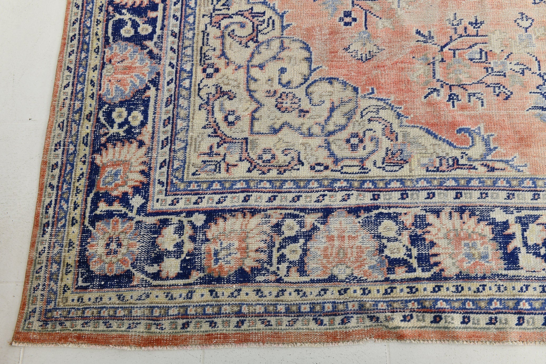 8’4’’ x 11’11’’ Turkish Vintage Rug Light Blue Beige Dark blue