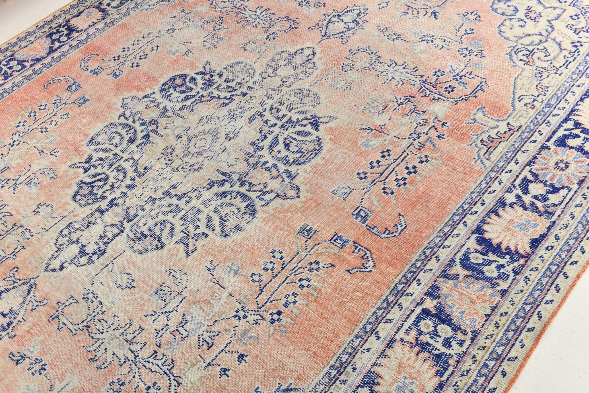 8’4’’ x 11’11’’ Turkish Vintage Rug Light Blue Beige Dark blue