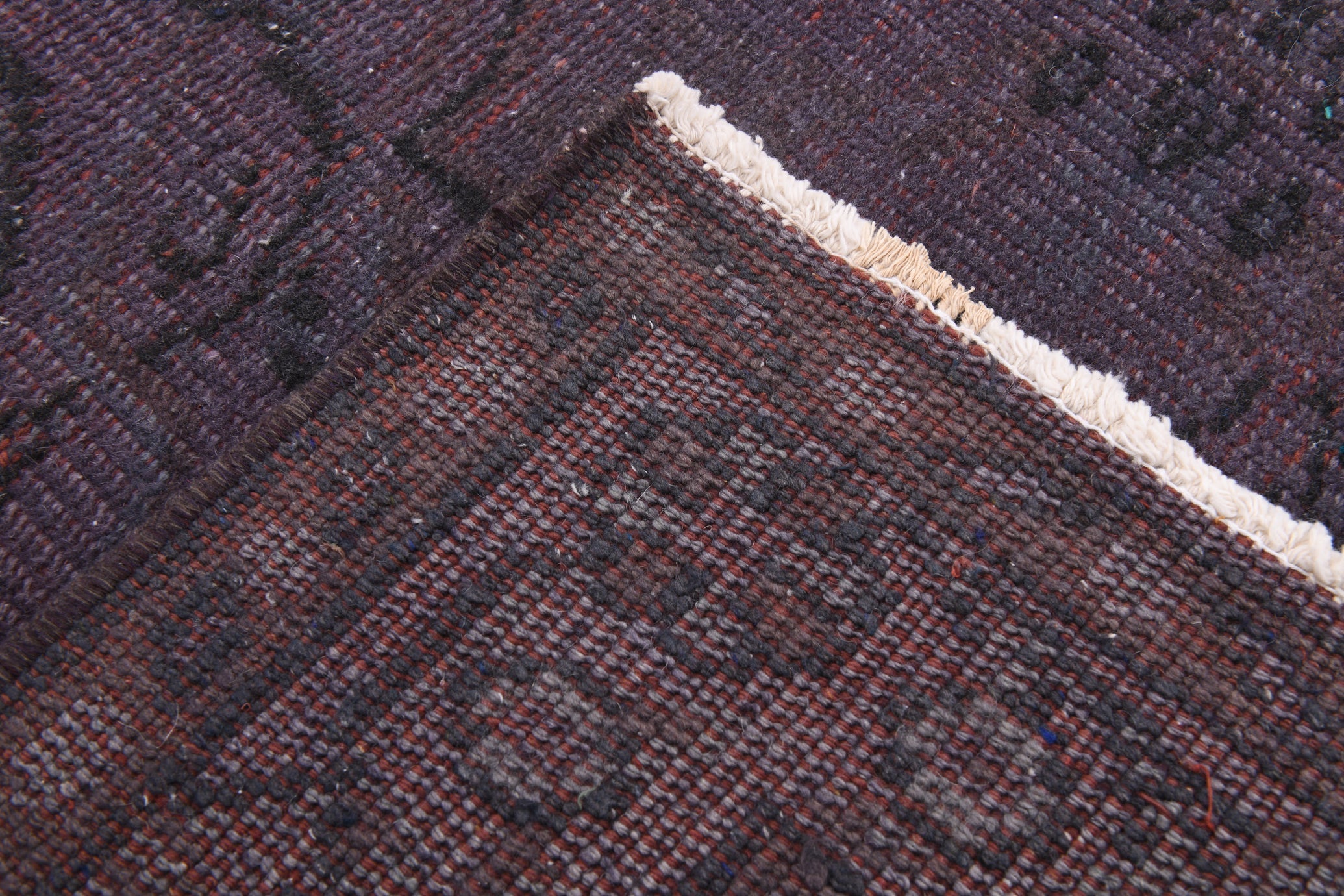 Turkish Vintage Rug  4'7" x 7'7" ft