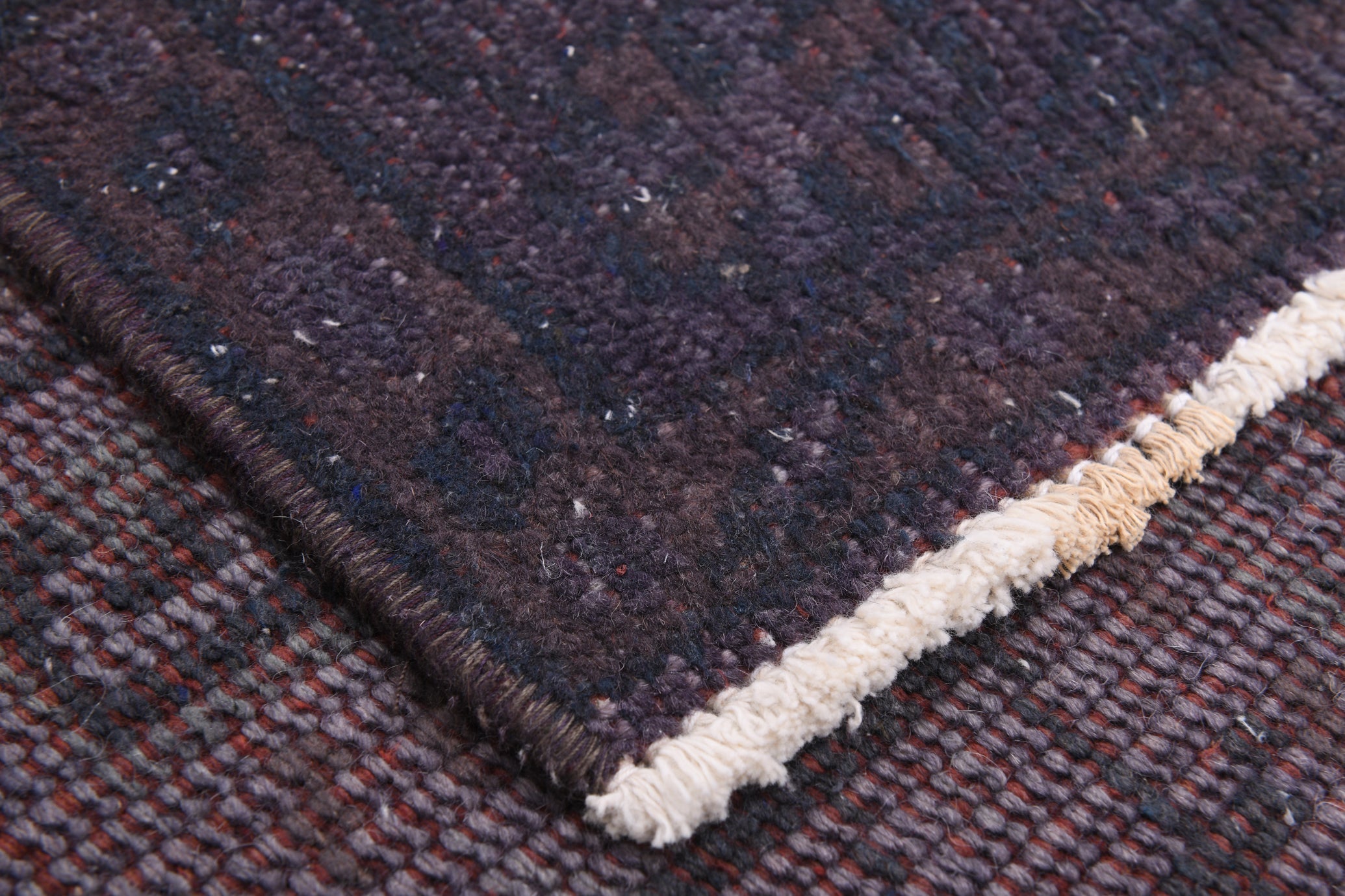 Turkish Vintage Rug  4'7" x 7'7" ft