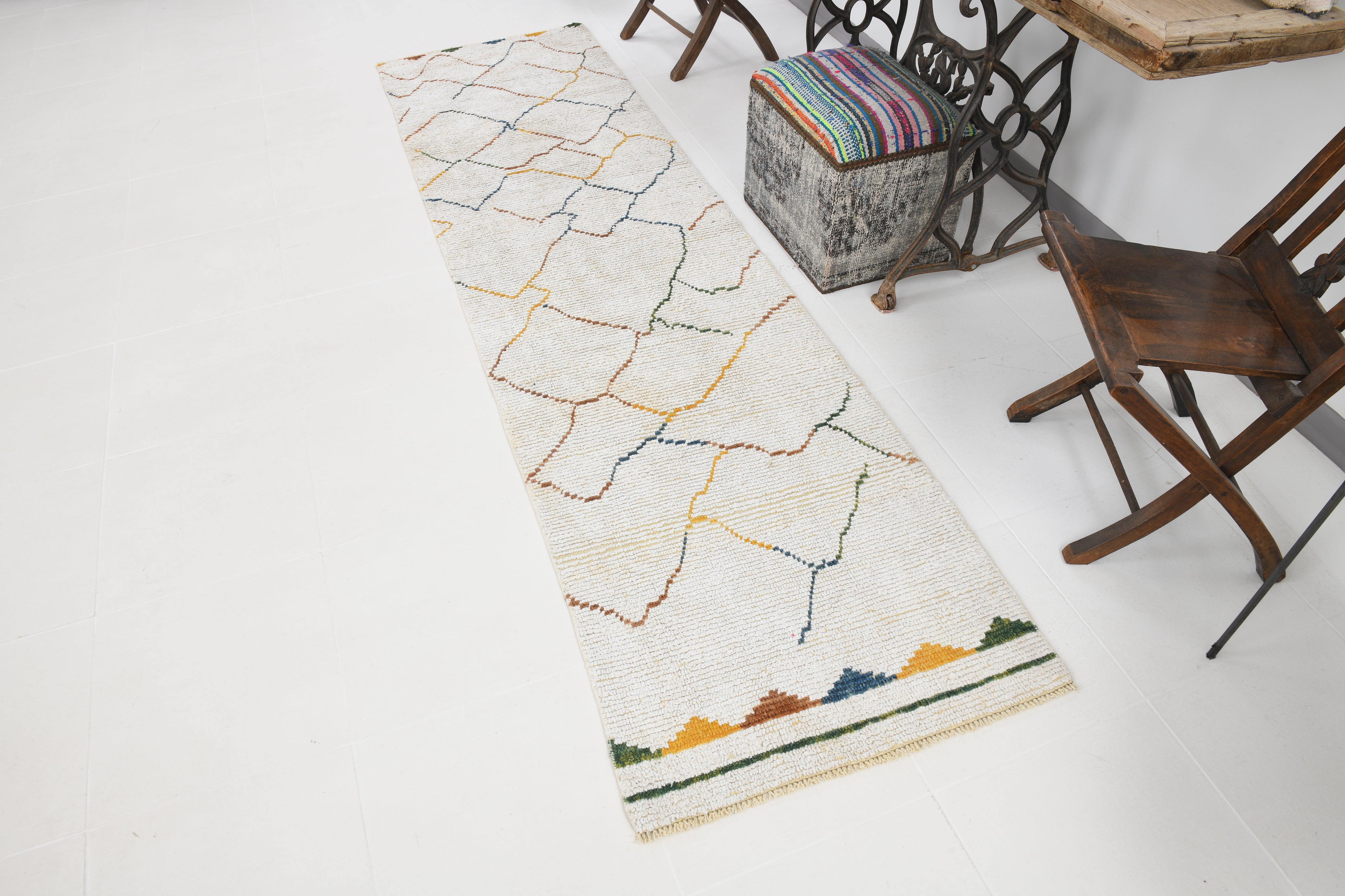 Handknotted Natural Hemp Runner, Beige / Off-White 2'6" x 9'3" Zigzag