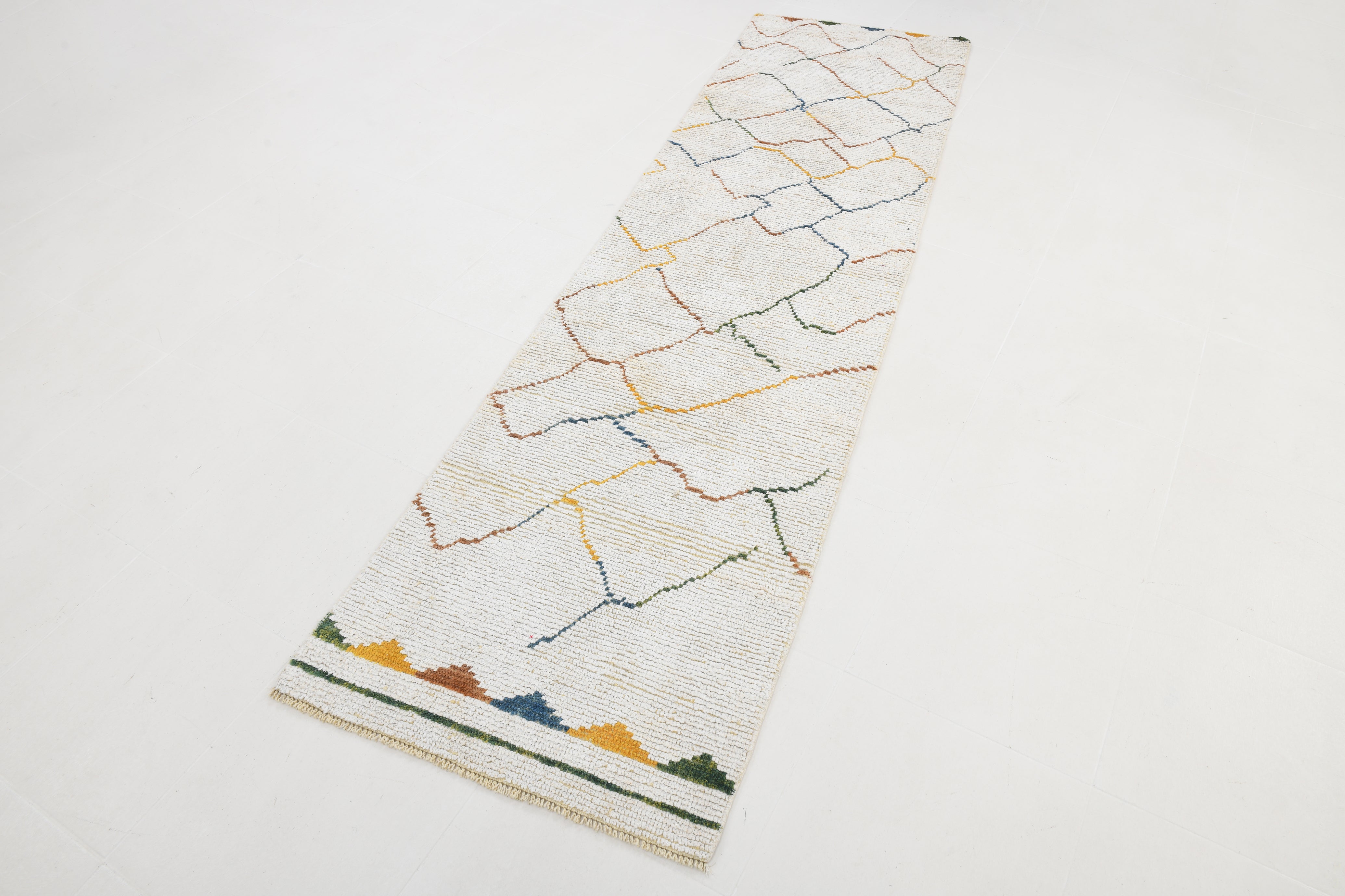 Handknotted Natural Hemp Runner, Beige / Off-White 2'6" x 9'3" Zigzag