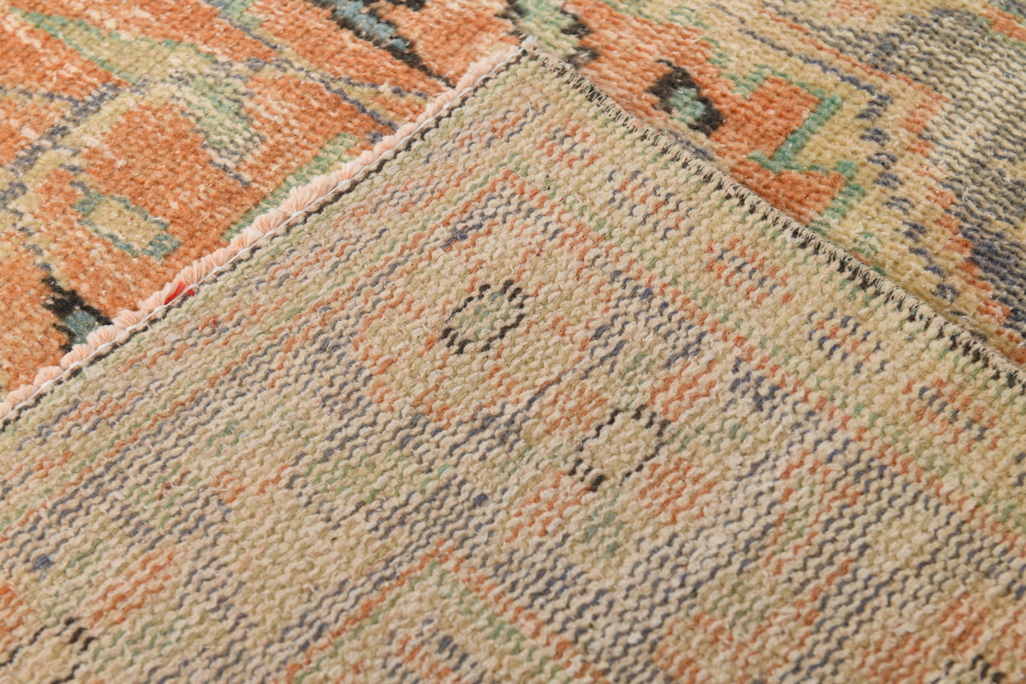 Turkish Vintage Rug  5'11" x 9'10" ft