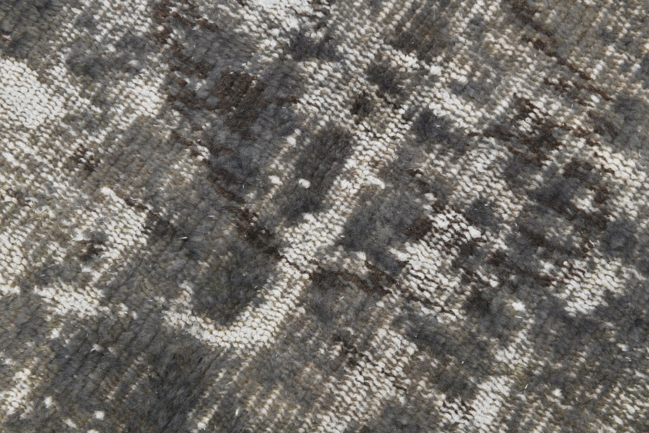 Turkish Vintage Rug  4'12" x 7'11" ft