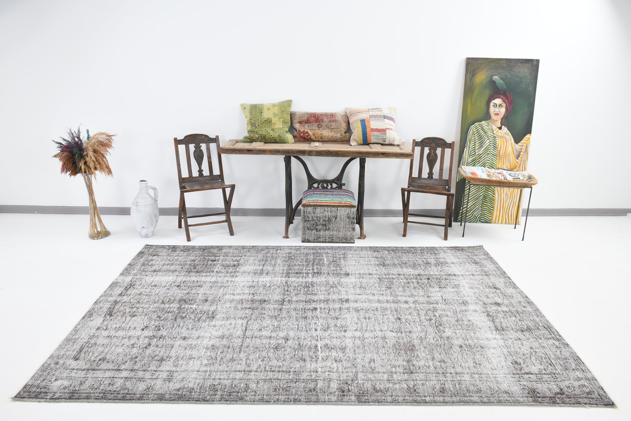 Turkish Vintage Rug  5'11" x 9'4" ft