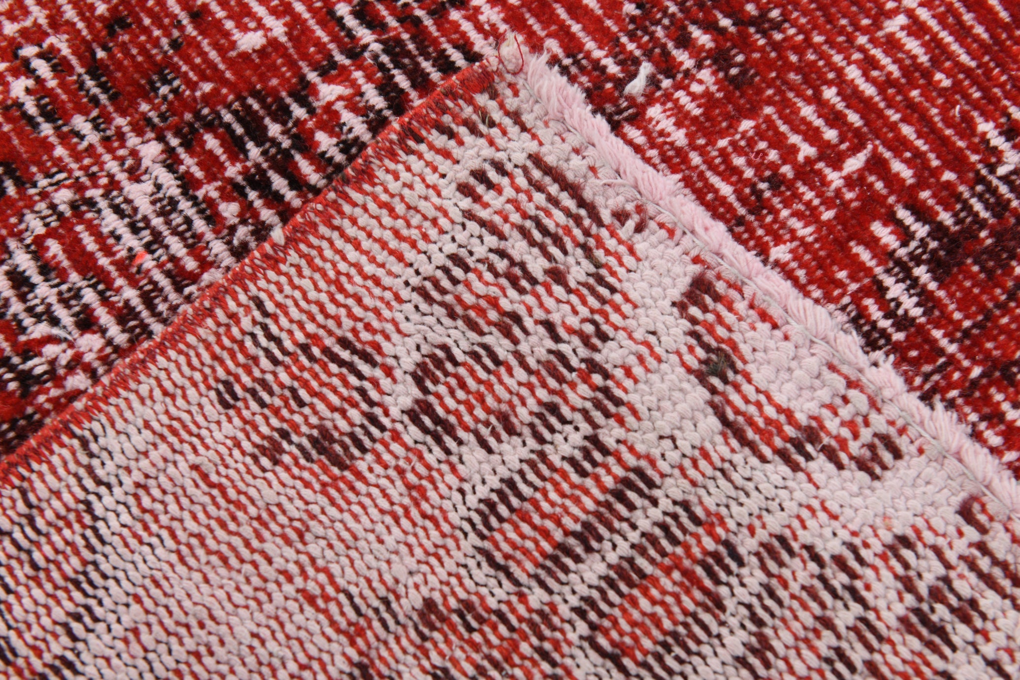 Turkish Vintage Rug  5'9" x 9'9" ft
