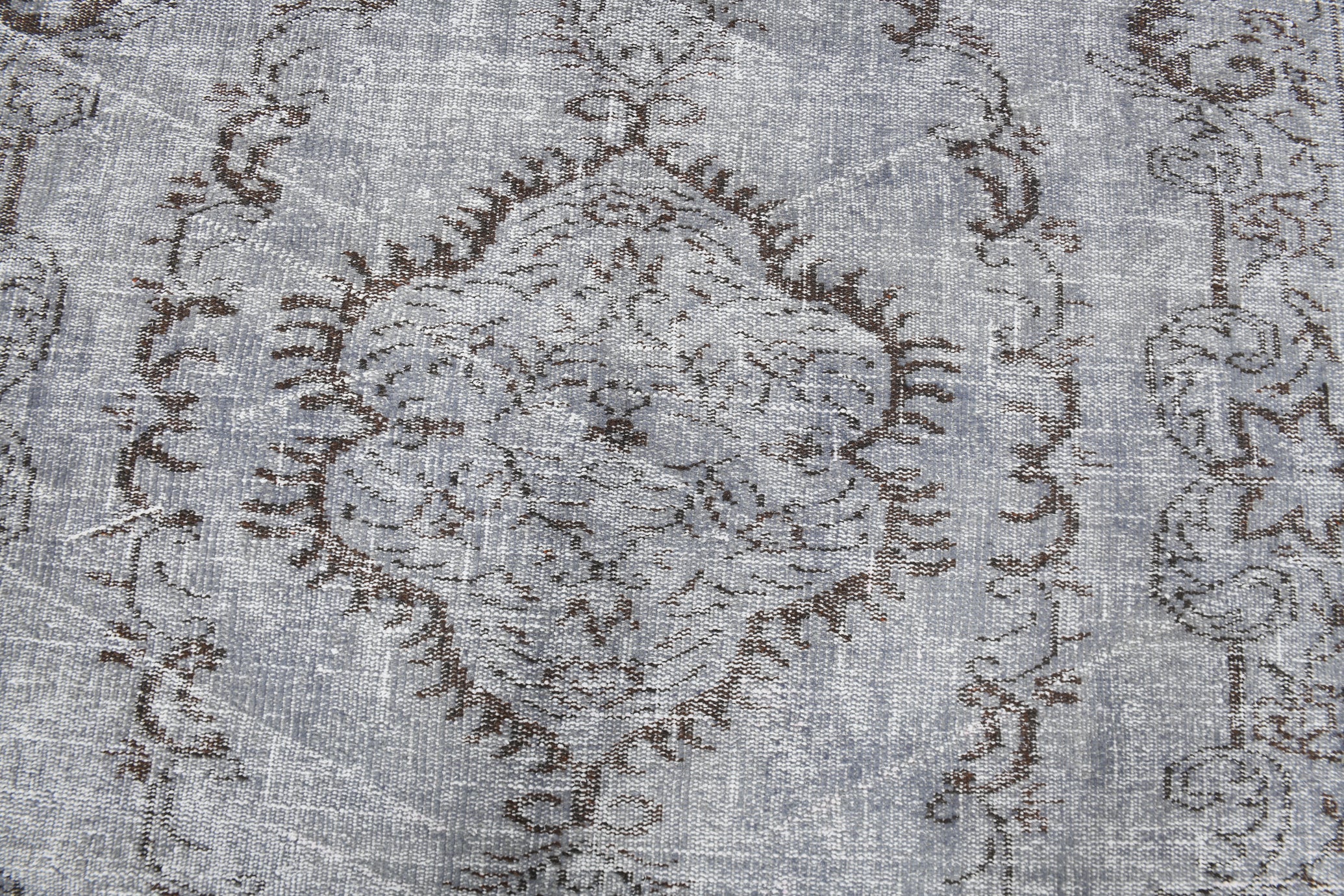 Turkish Vintage Rug  5'6" x 8'11" ft