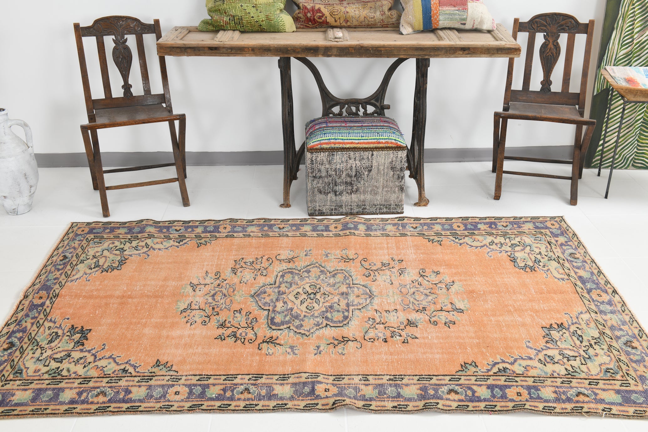 Turkish Vintage Rug  4'4" x 7'8" ft