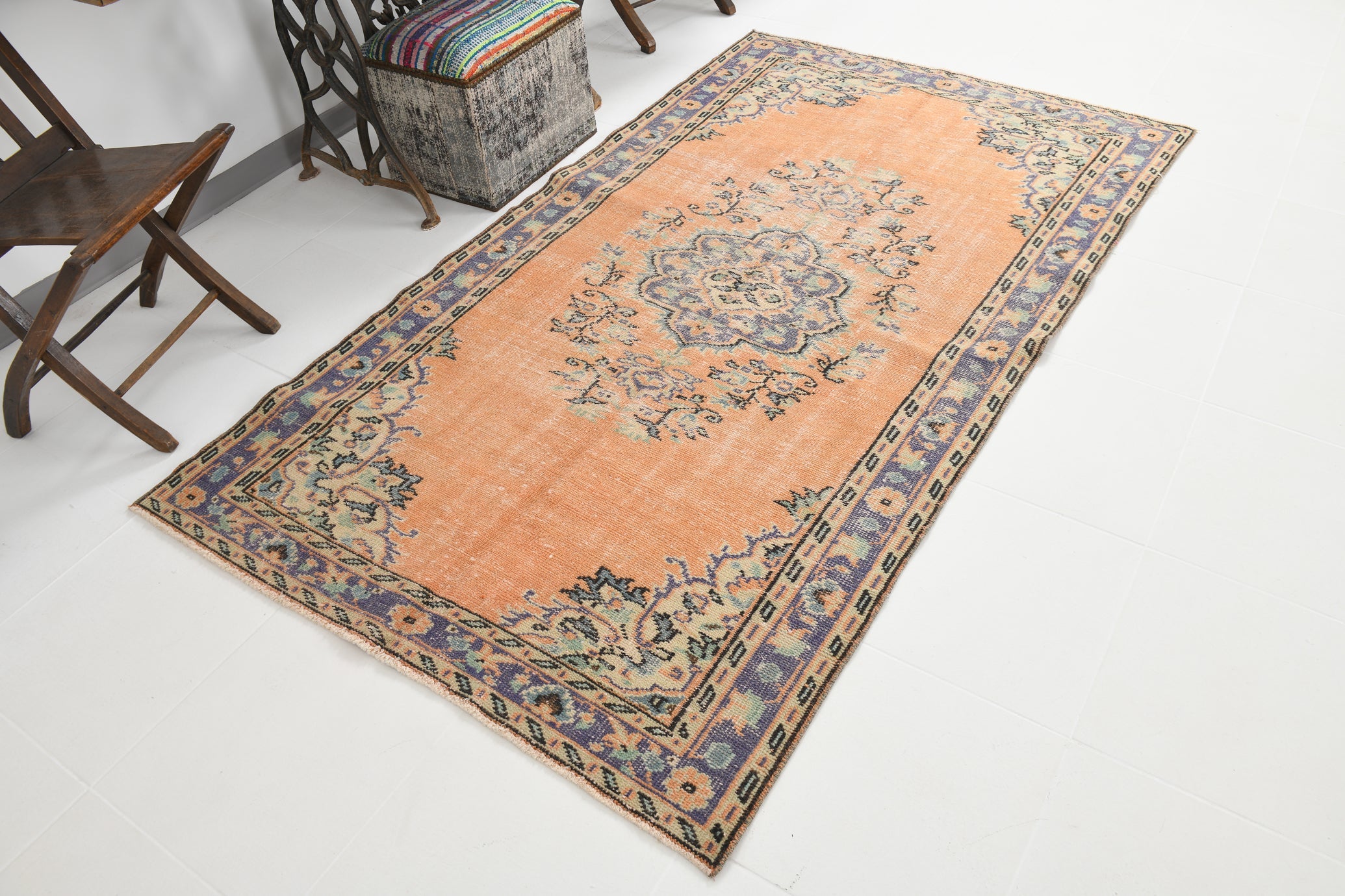 Turkish Vintage Rug  4'4" x 7'8" ft