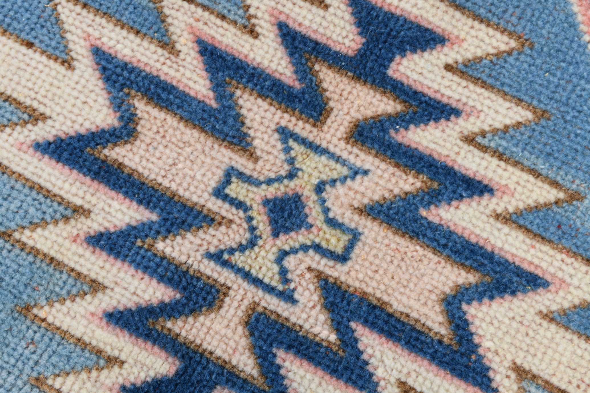 Vintage Premium Semi-Antique Rug, Peach Navy, 6'8" x 10'11" ft