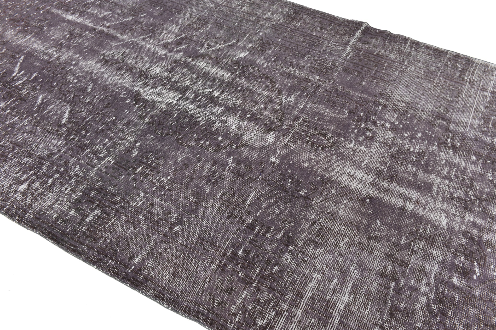 Turkish Vintage Rug  4'9" x 8'5" ft