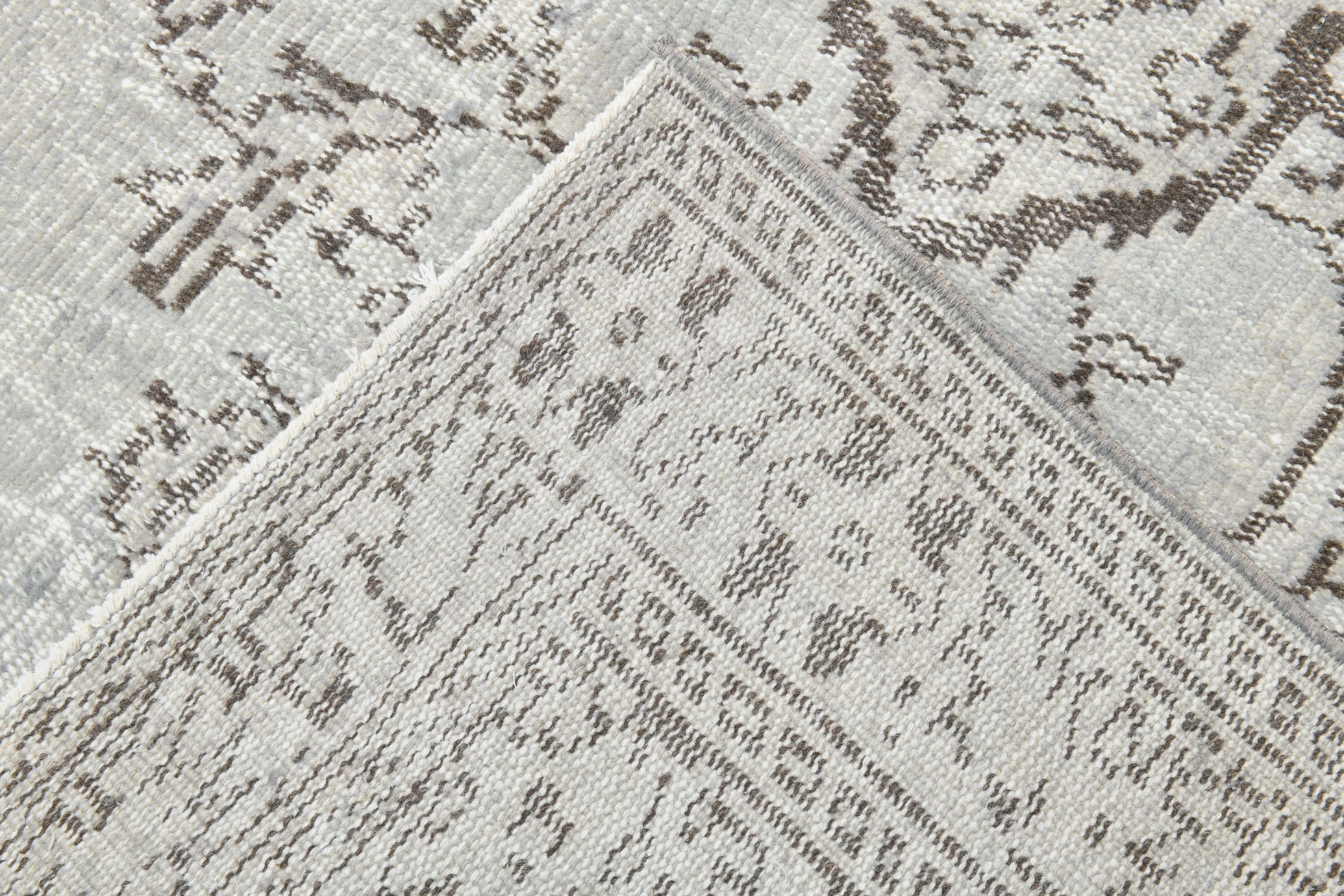 Turkish Vintage Rug  4'11" x 9'1" ft