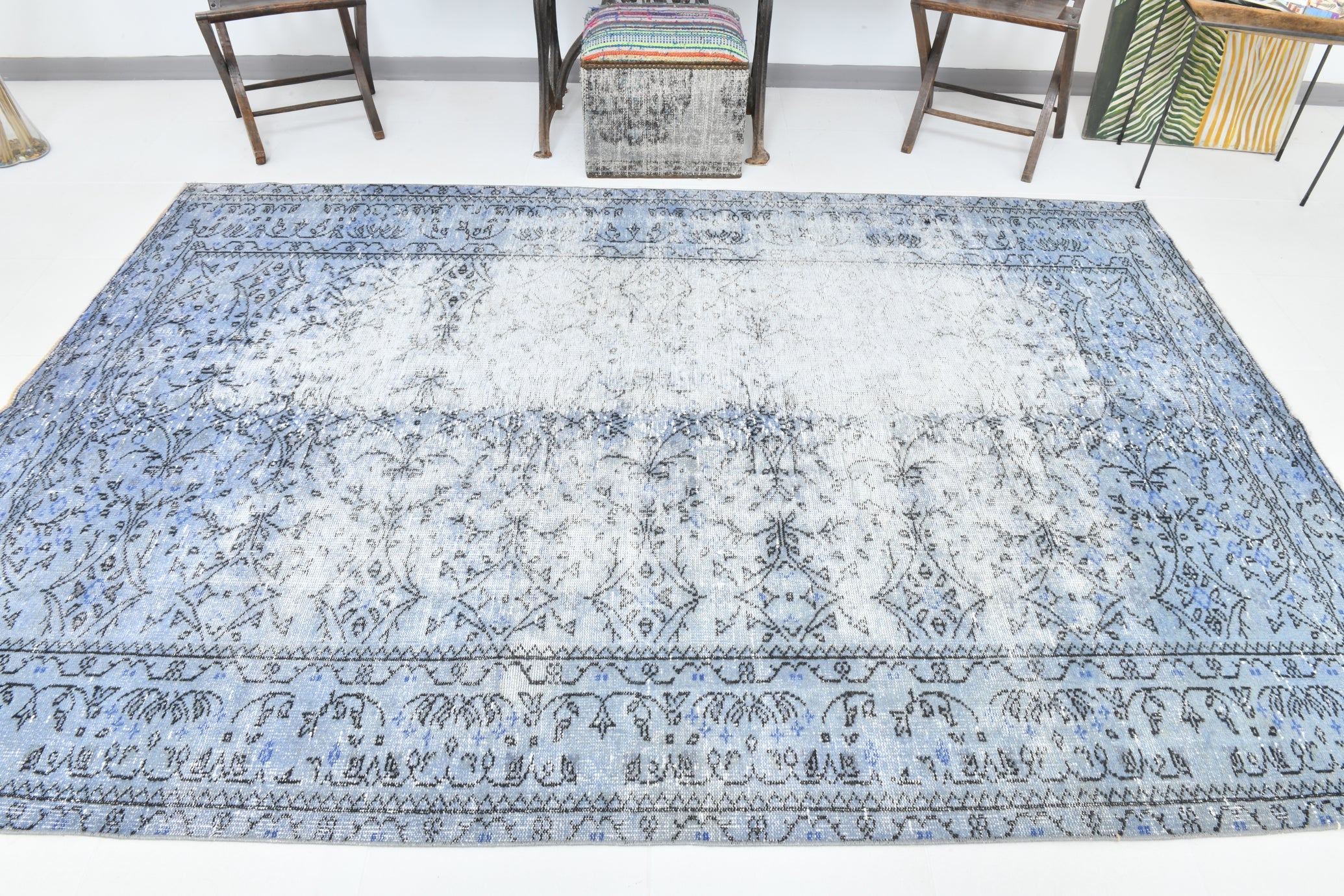 Turkish Vintage Rug  6'2" x 9'4" ft