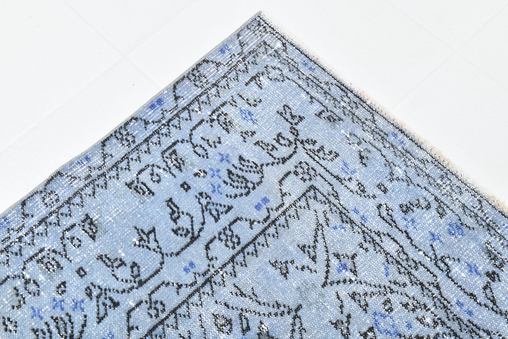 Turkish Vintage Rug  6'2" x 9'4" ft