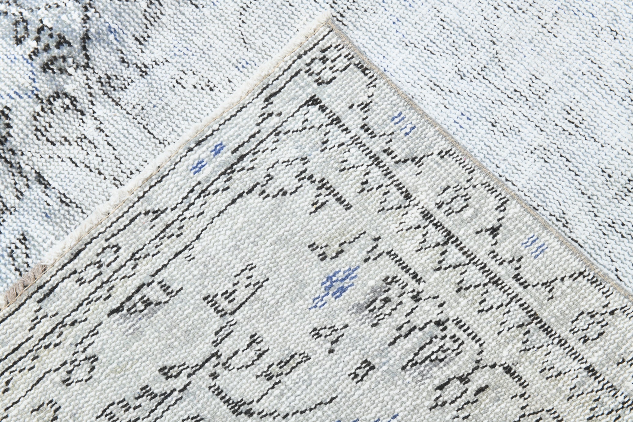 Turkish Vintage Rug  6'2" x 9'4" ft