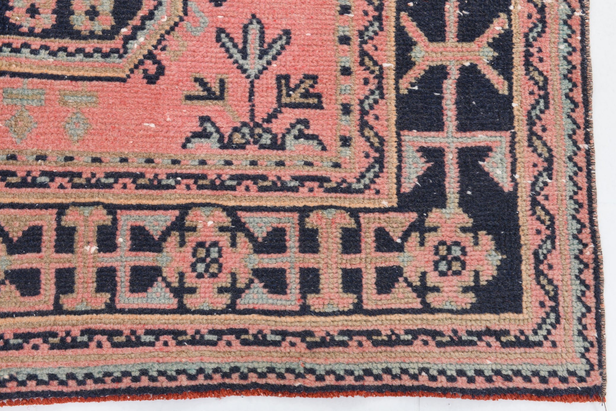 Turkish Vintage Rug  4'7" x 11'1" ft