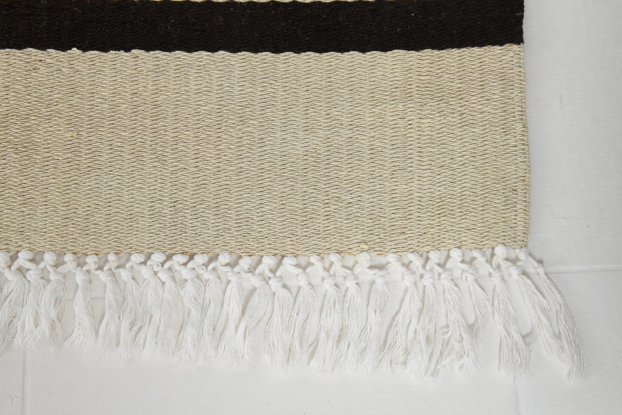 Modern Hemp Kilim 2’6’’ x 4’11’’ ft