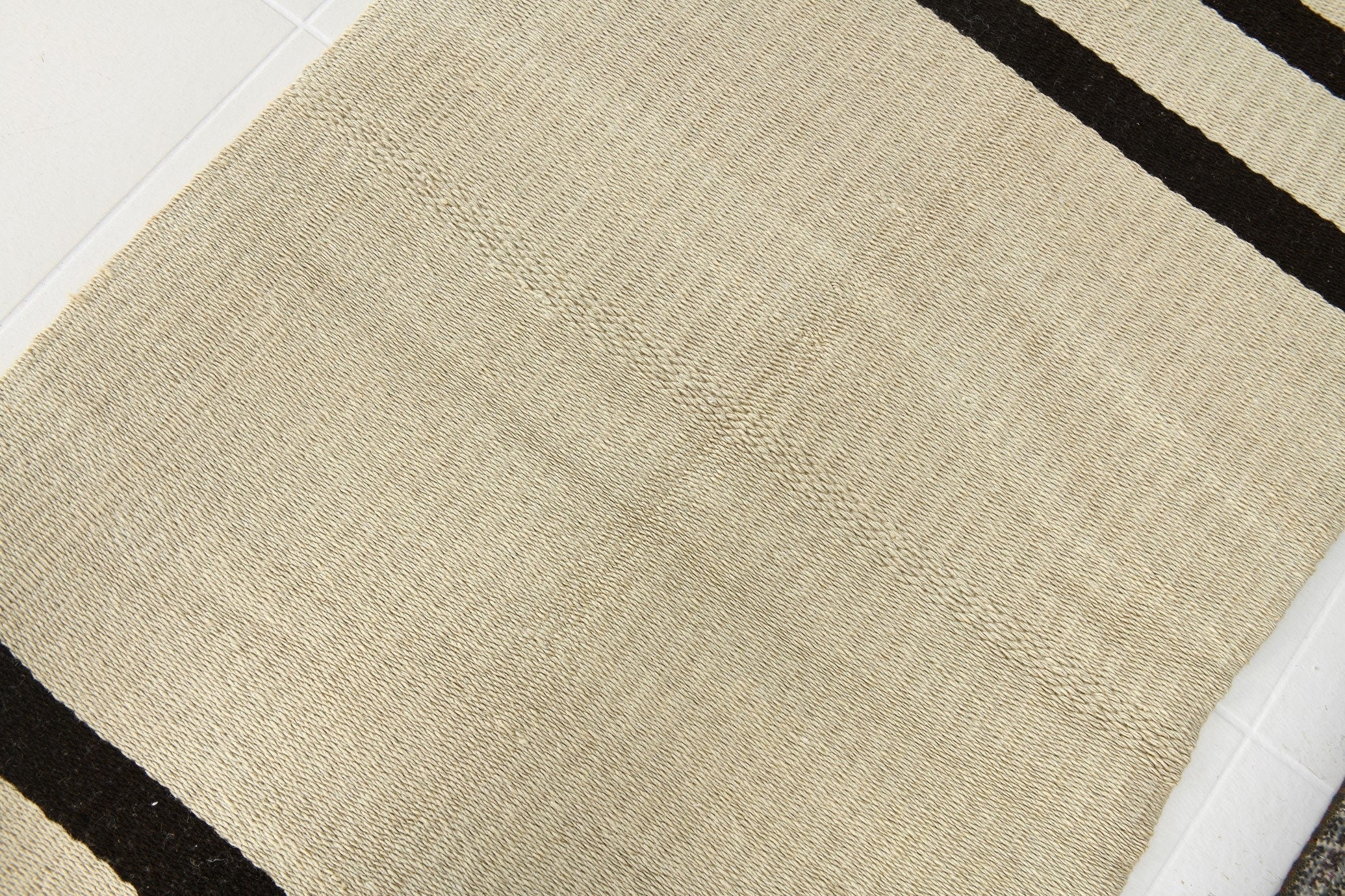 Modern Hemp Kilim 2'6" x 5'1" ft