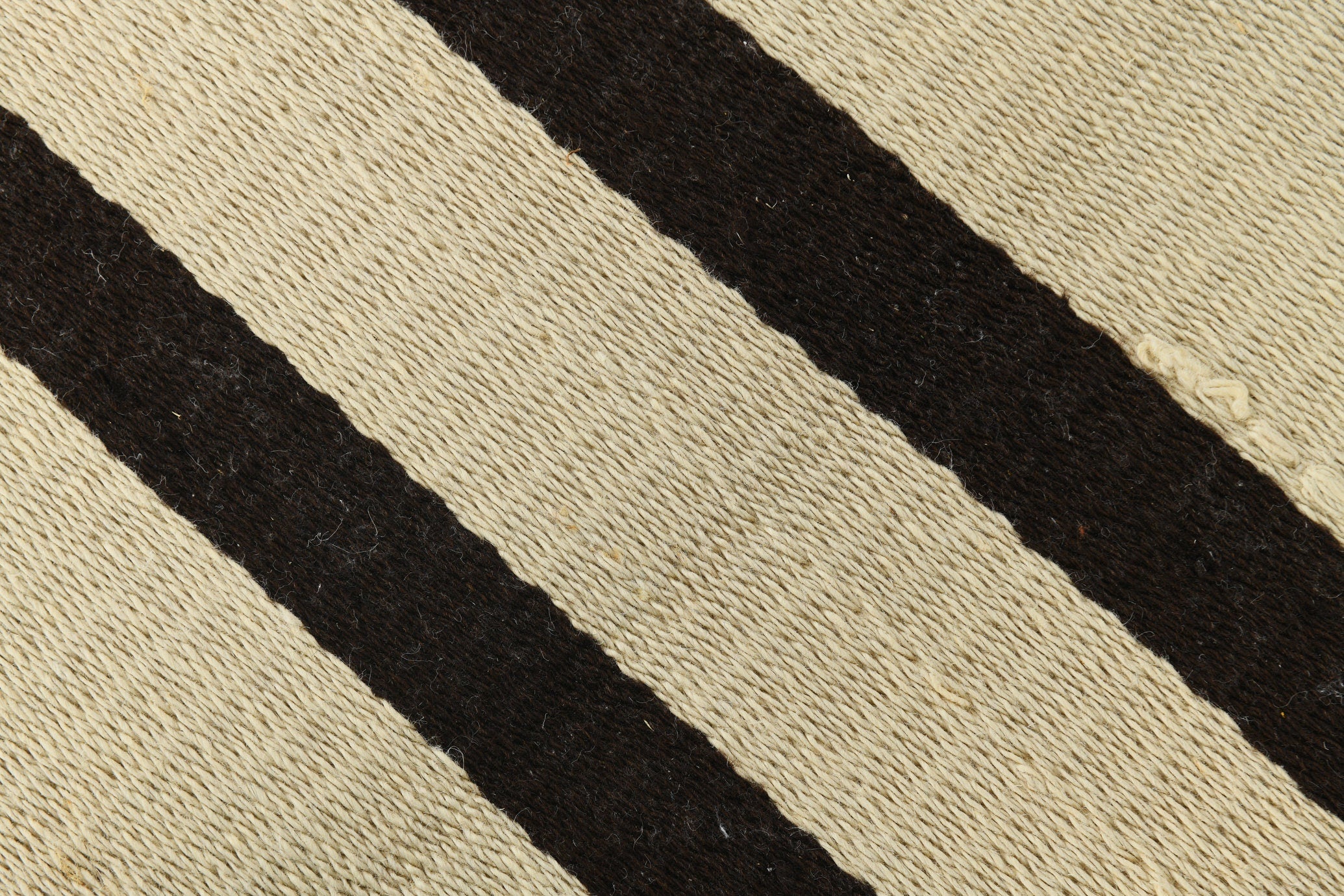 Modern Hemp Kilim 2’6’’ x 9’3’’ ft
