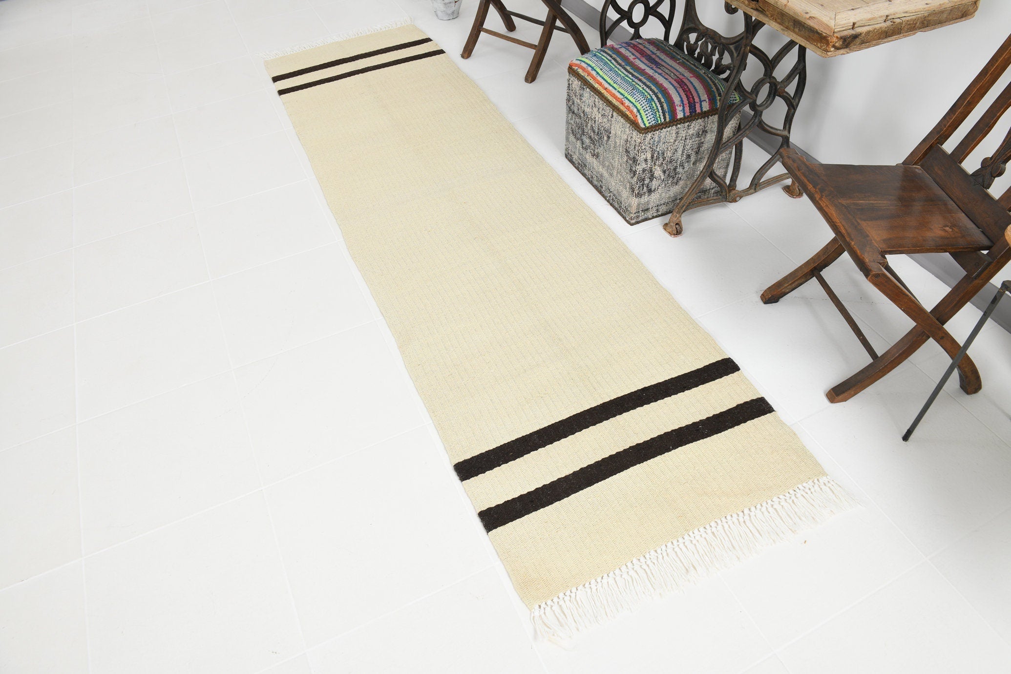 Modern Hemp Kilim 2’6’’ x 9’3’’ ft