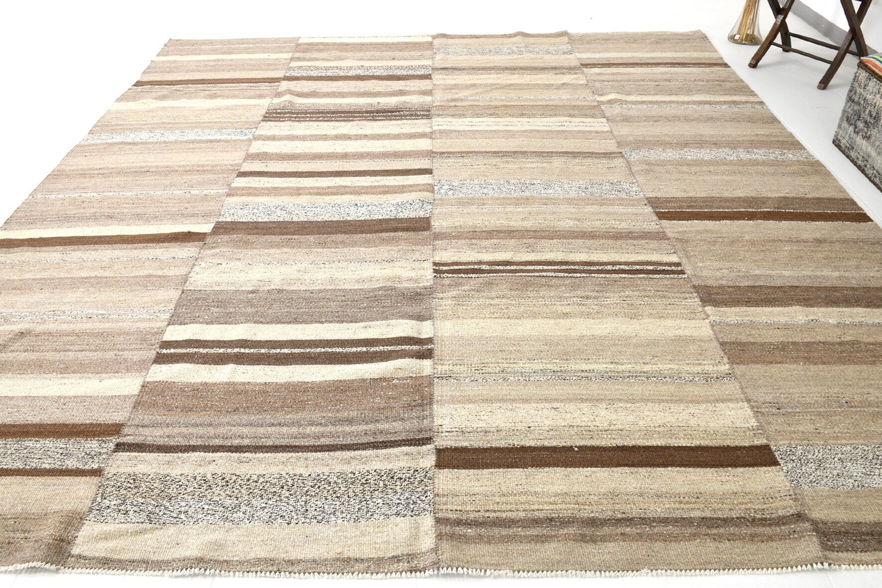 Modern Kilim Manzandaran 10’0’’ x 10’10’’ ft
