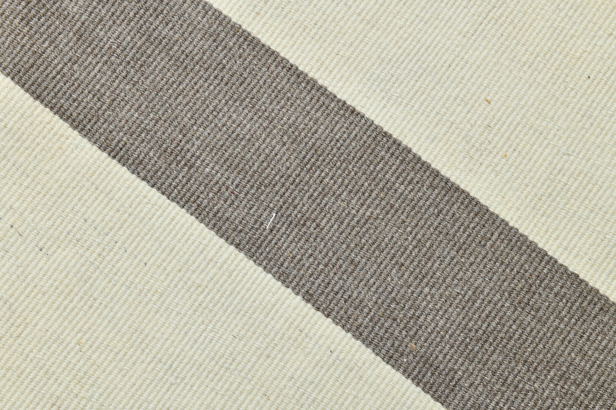 Modern Kilim Manzandaran 1’10’’ x 7’10’’ ft