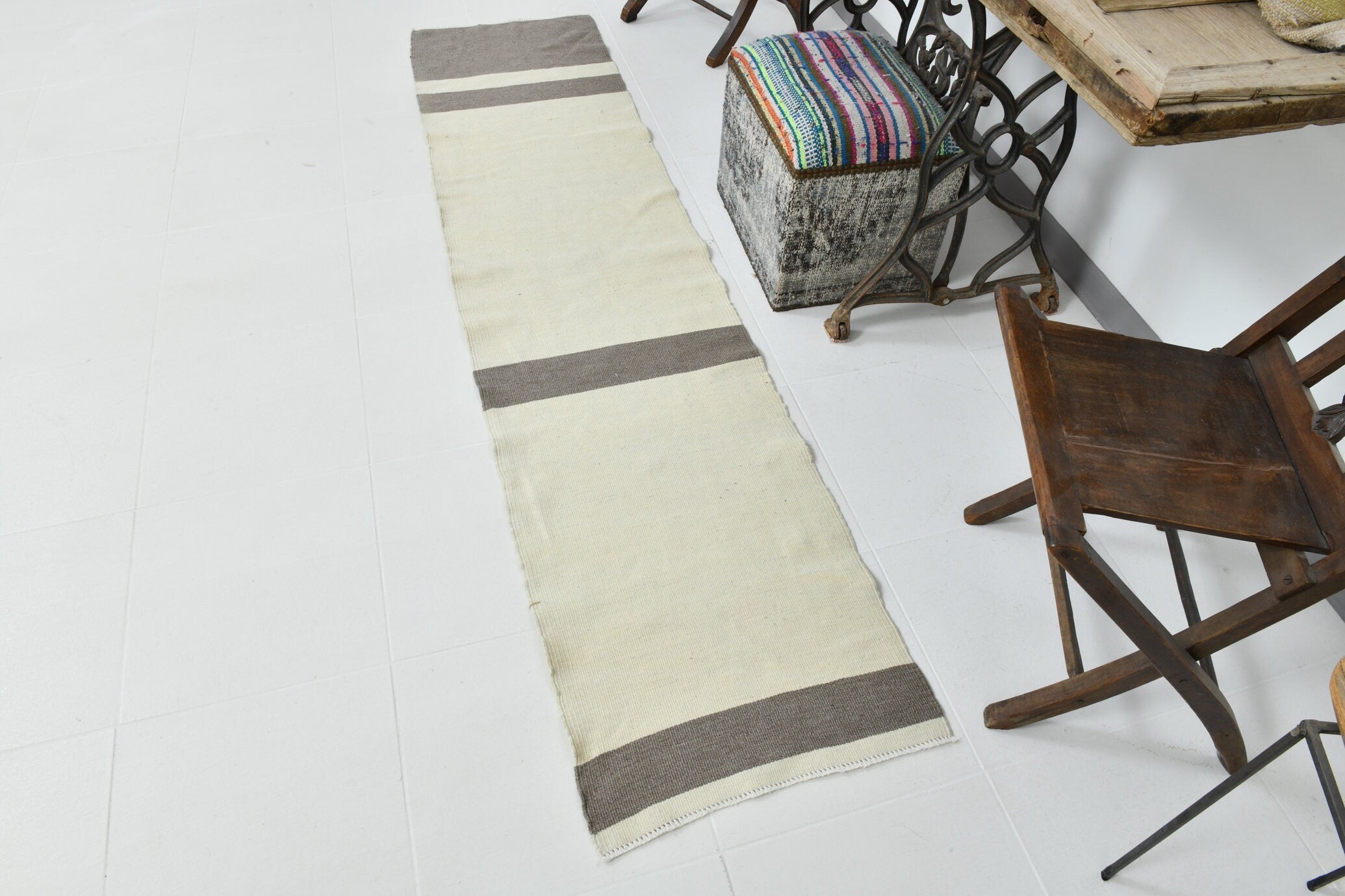 Modern Kilim Manzandaran 1’10’’ x 7’10’’ ft