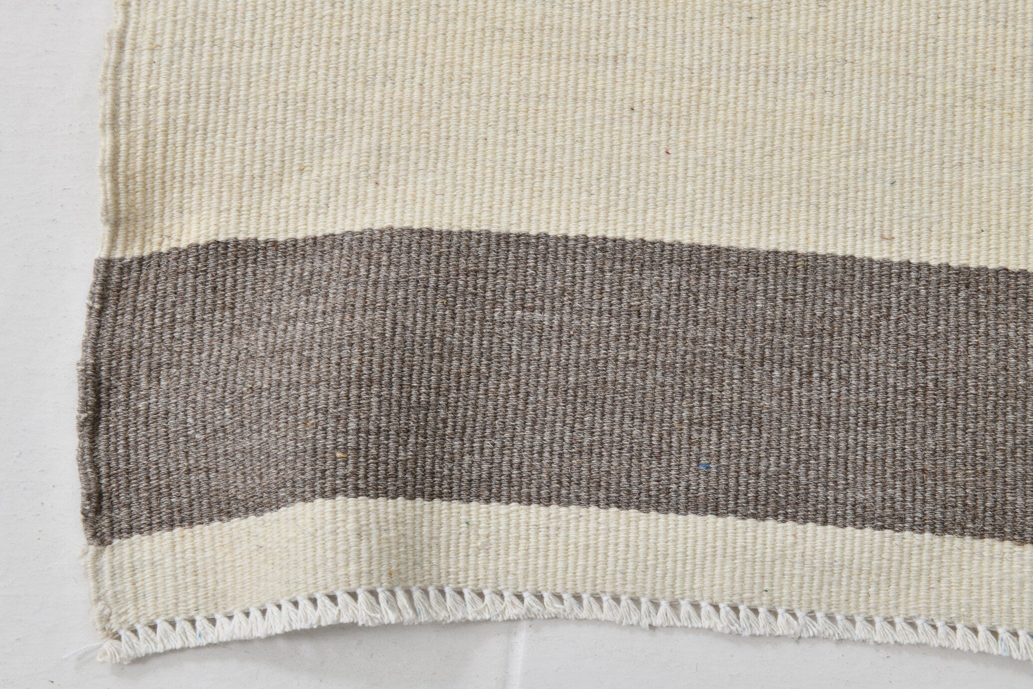 Modern Kilim Manzandaran 1’10’’ x 7’10’’ ft