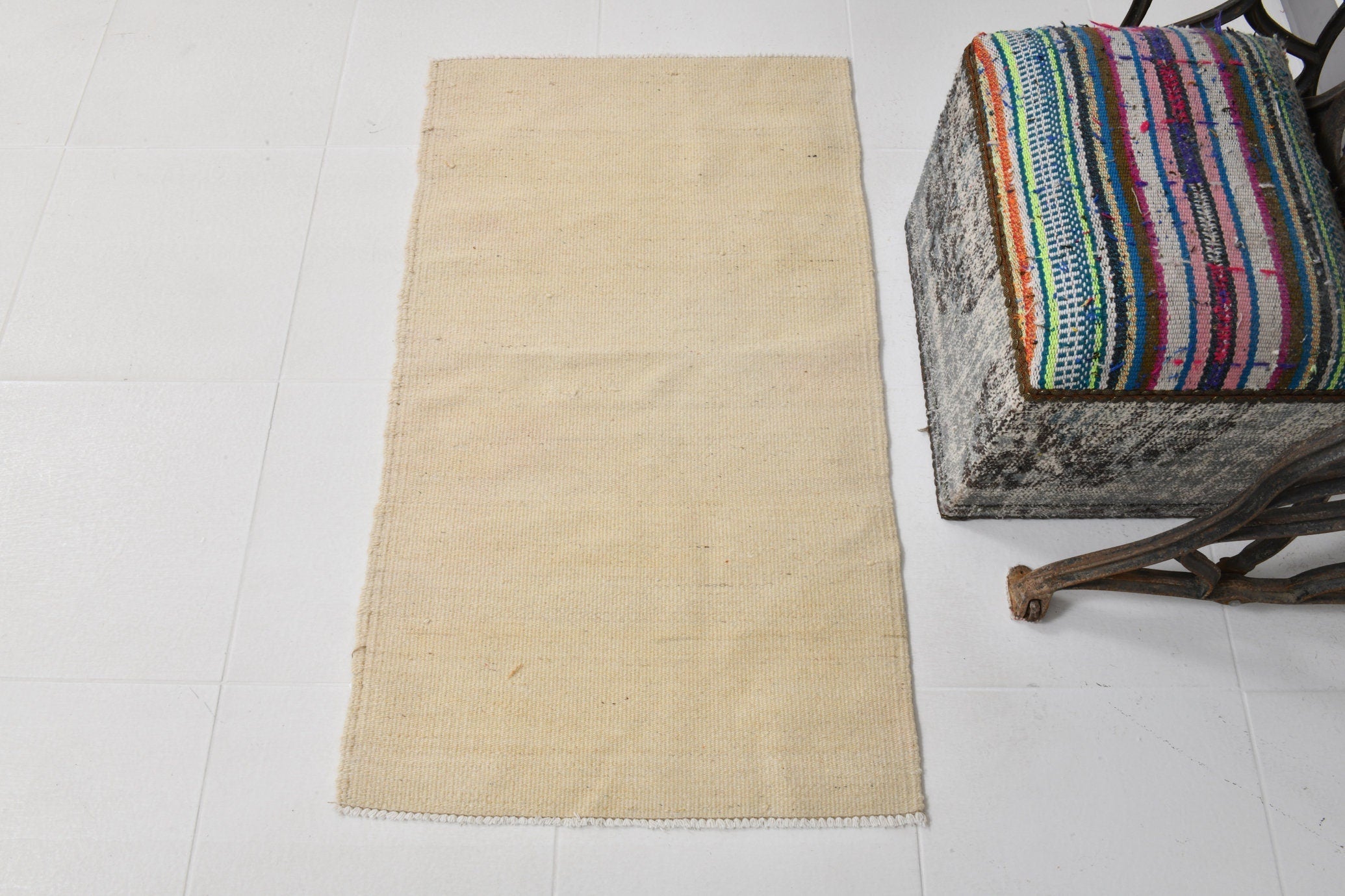 Modern Kilim Manzandaran 2'2" x 3'8" ft