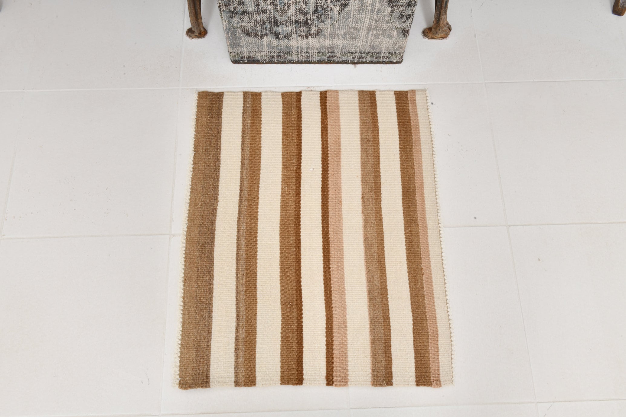 Modern Kilim Manzandaran 2’5’’ x 1’12’’ ft