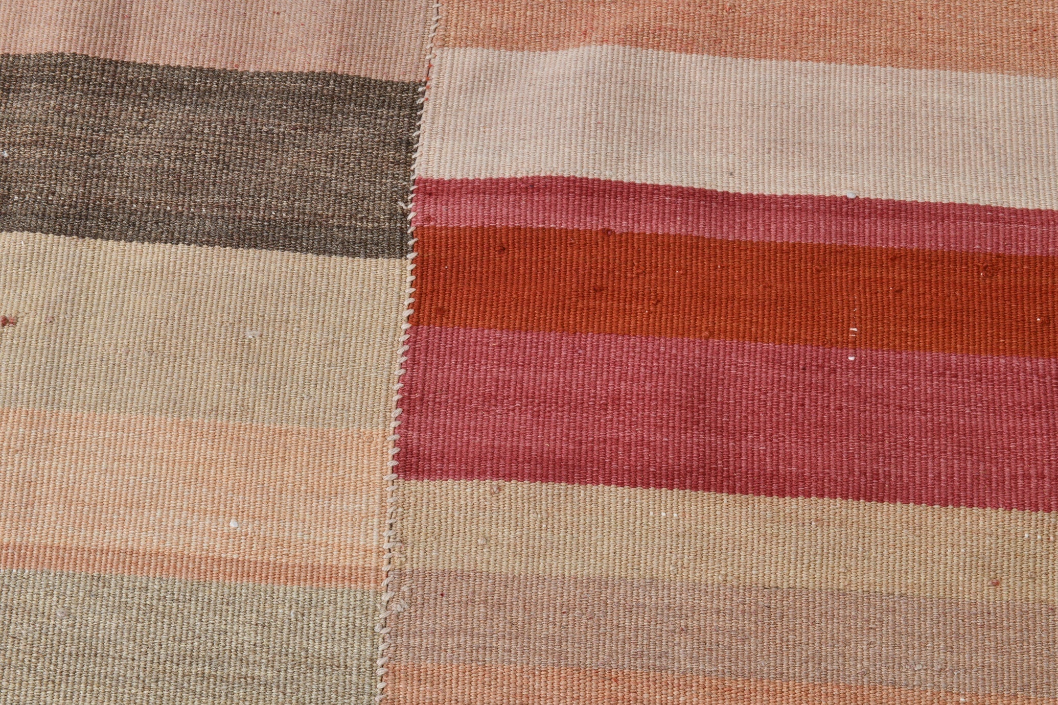 Modern Kilim Manzandaran 5'11" x 10'7" ft