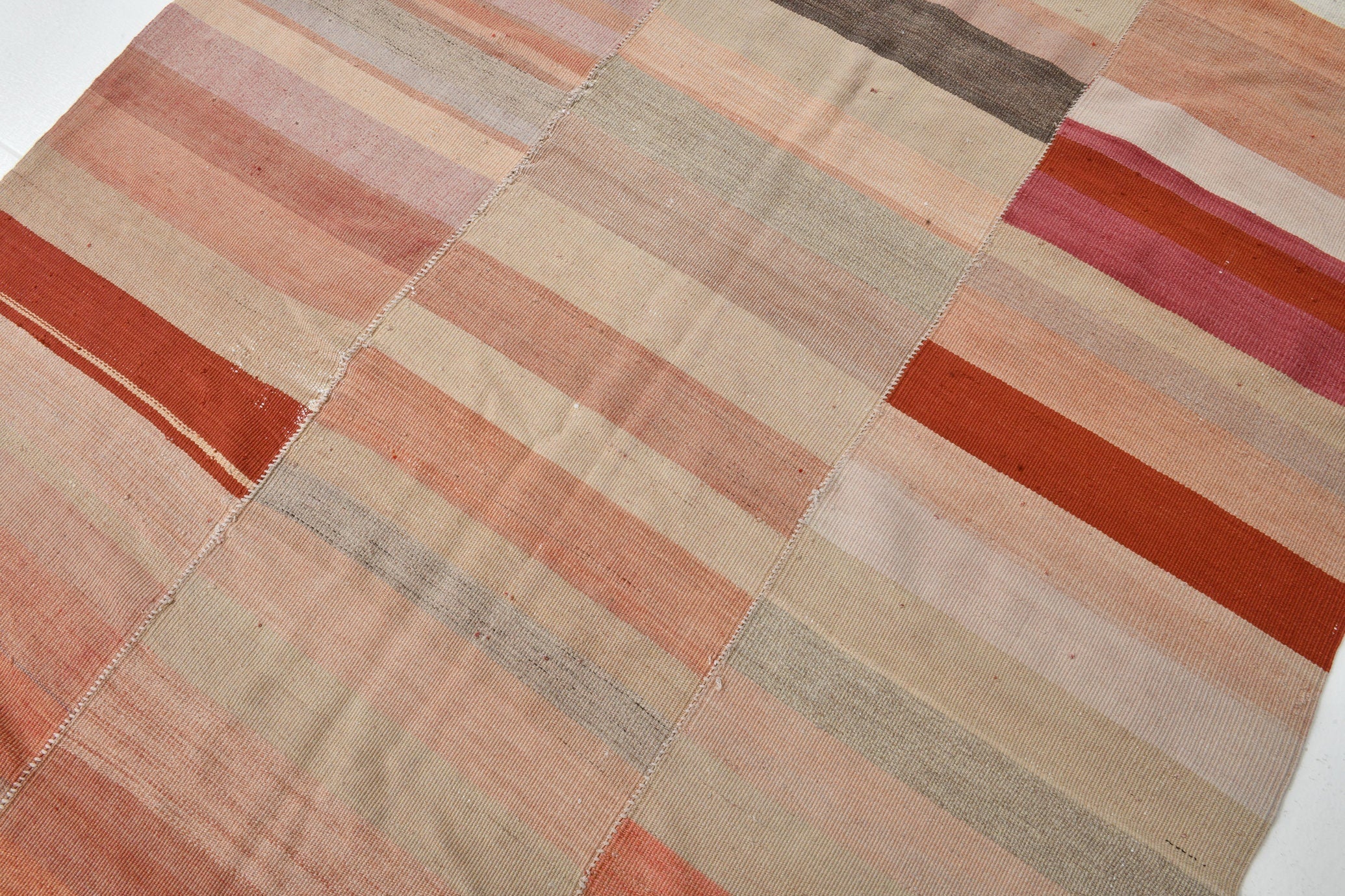 Modern Kilim Manzandaran 5'11" x 10'7" ft