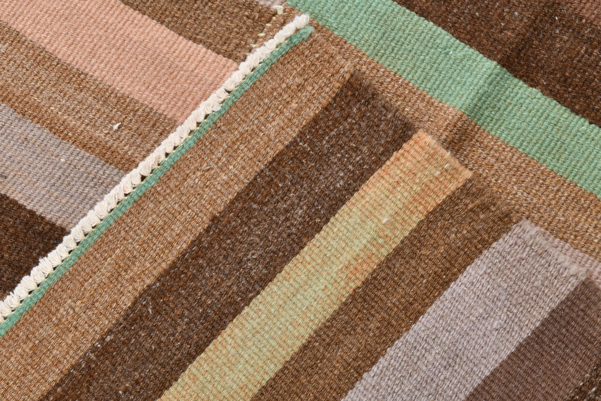 Modern Kilim Manzandaran 6’11’’ x 9’7’’ ft