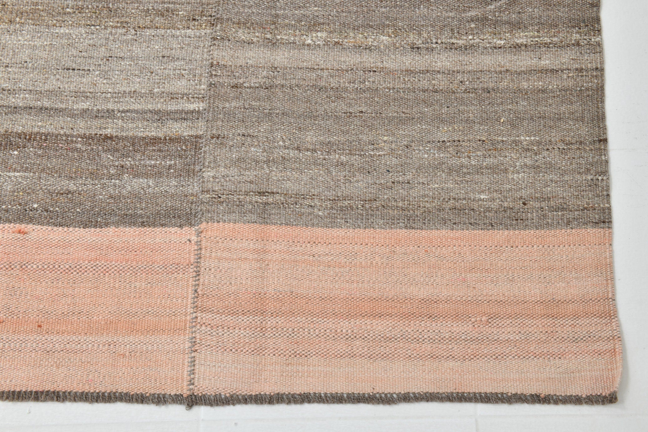Modern Kilim Manzandaran 6'2" x 9'12" ft
