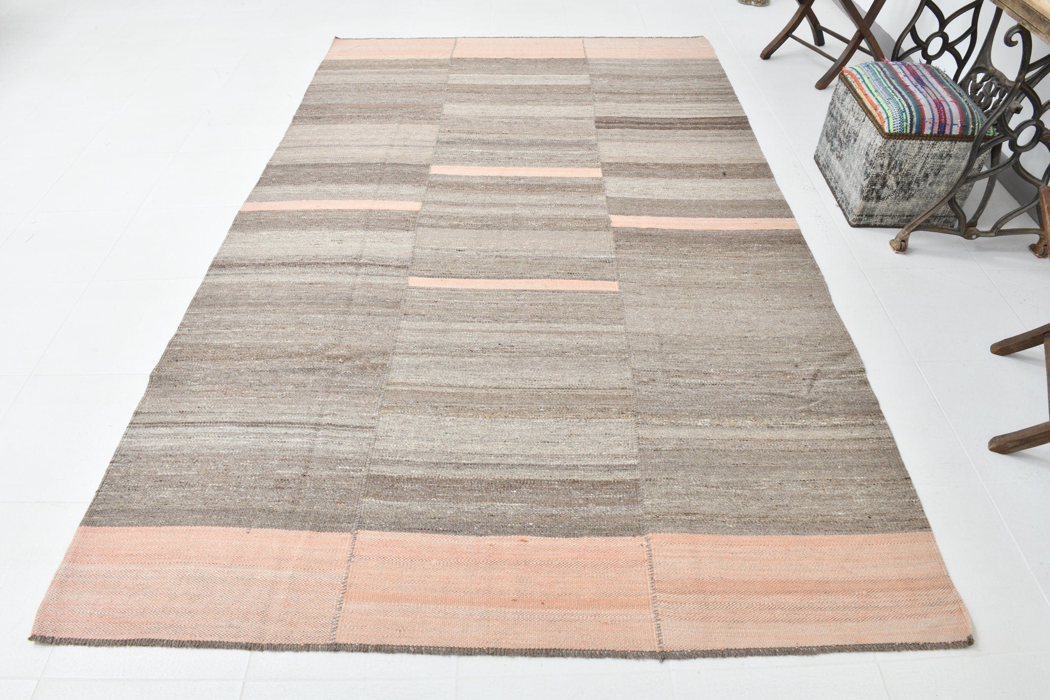 Modern Kilim Manzandaran 6'2" x 9'12" ft