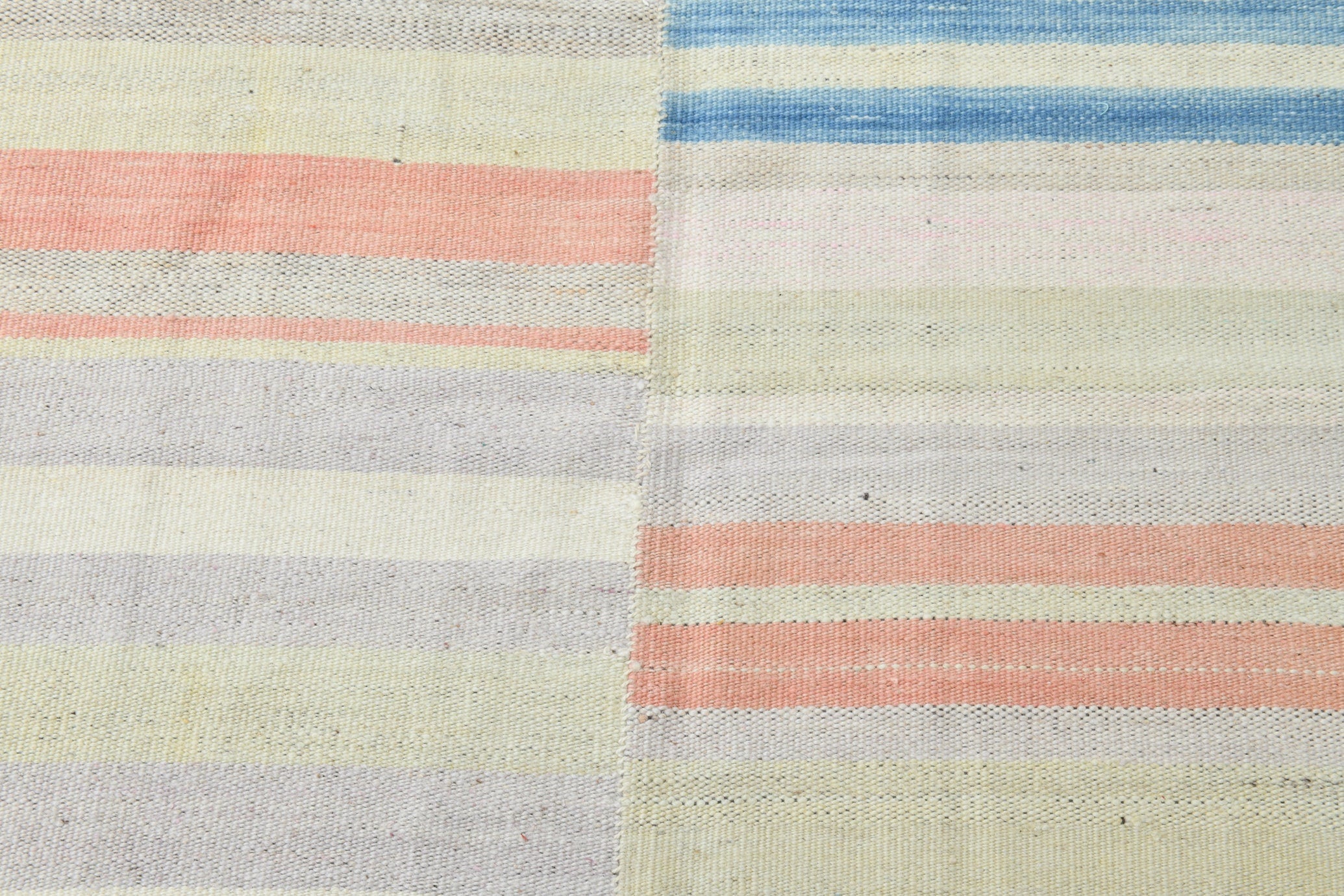 Modern Kilim Manzandaran 6'6" x 10'0" ft