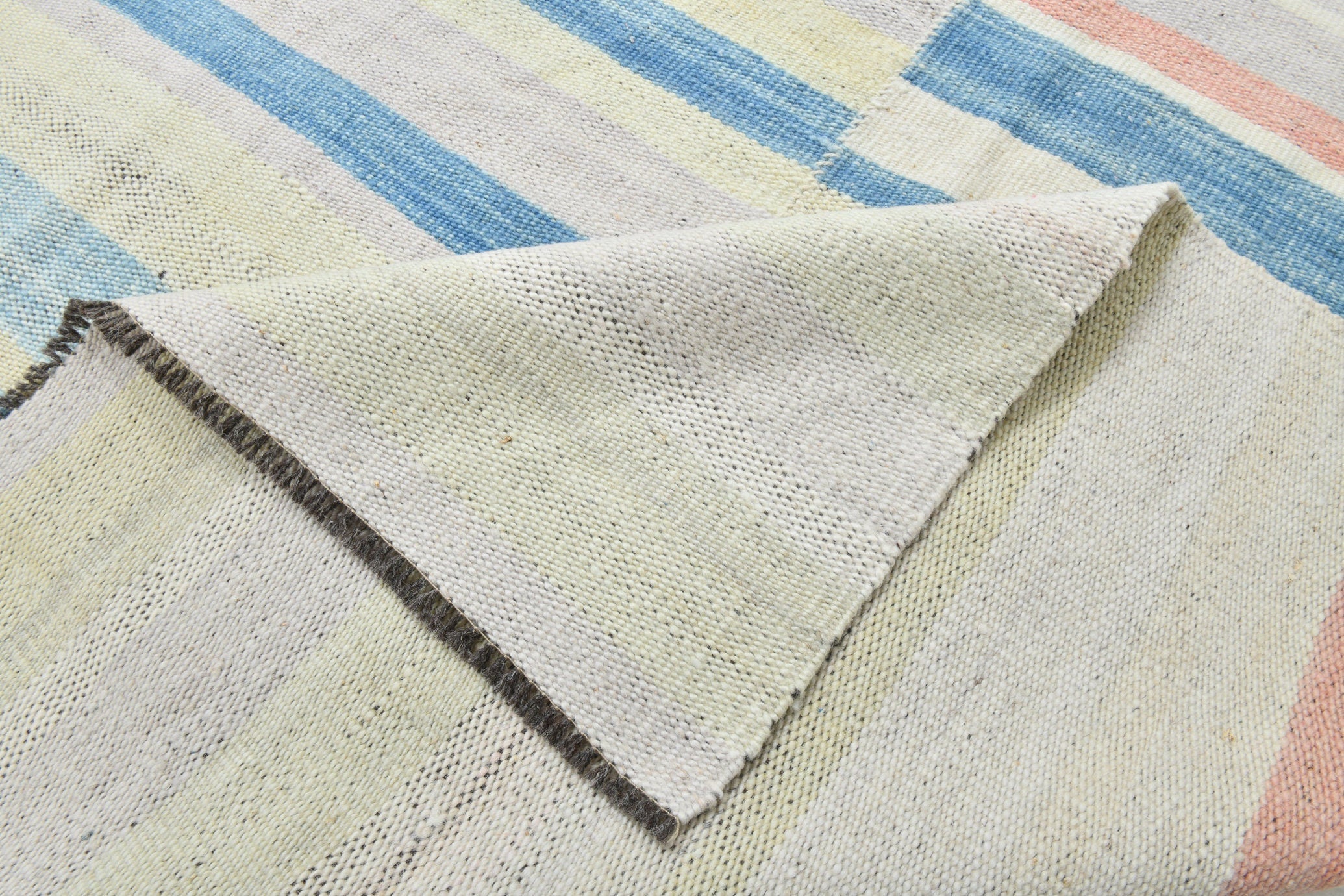 Modern Kilim Manzandaran 6'6" x 10'0" ft