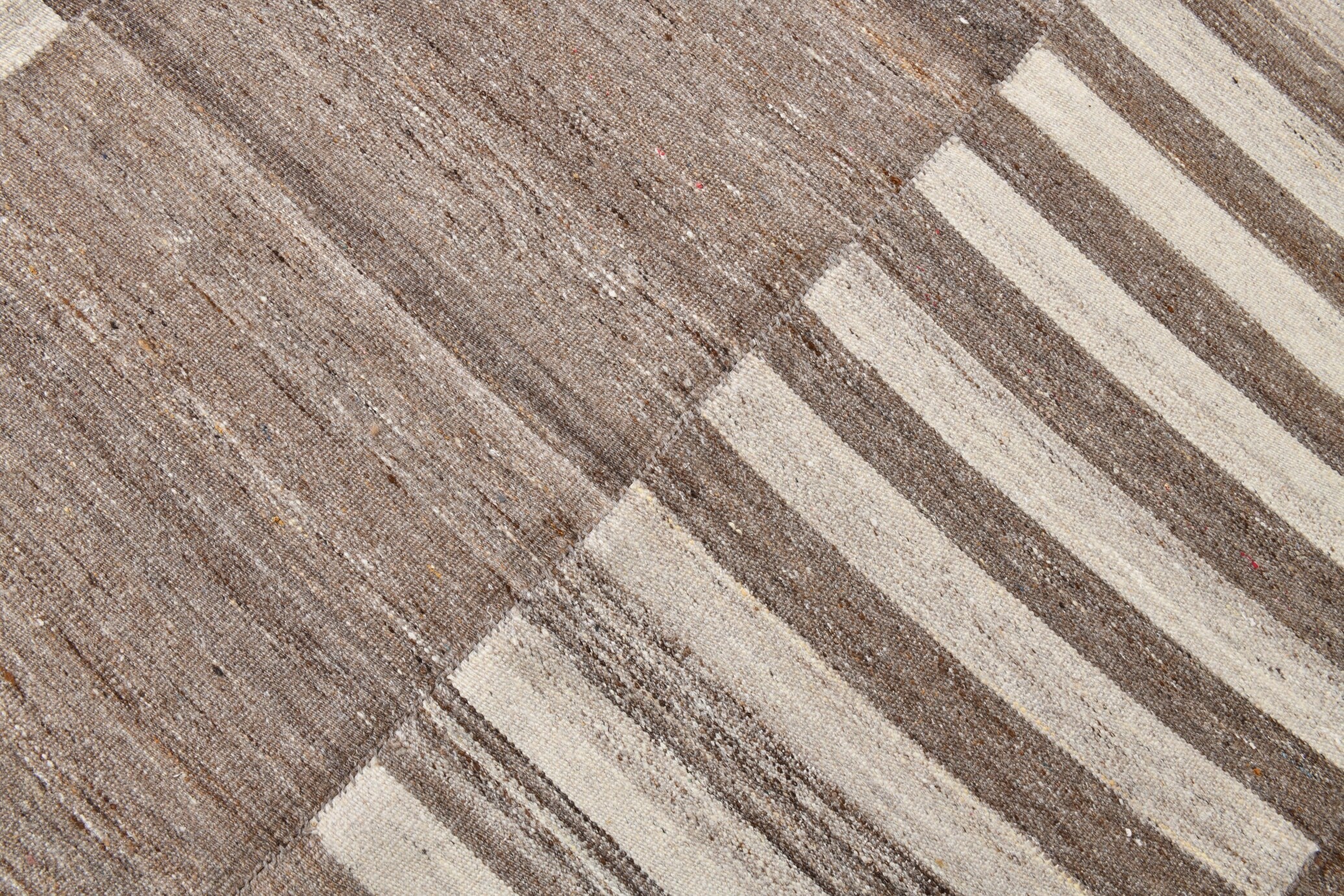 Modern Kilim Manzandaran 7'10" x 10'11" ft